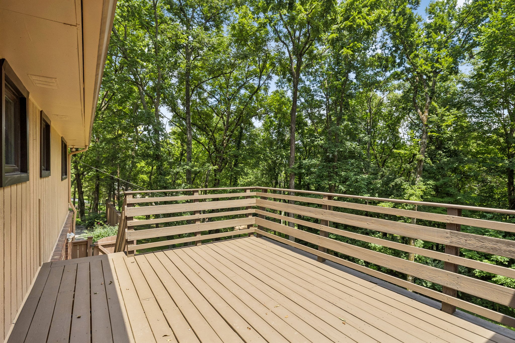1214 Brentwood Ln