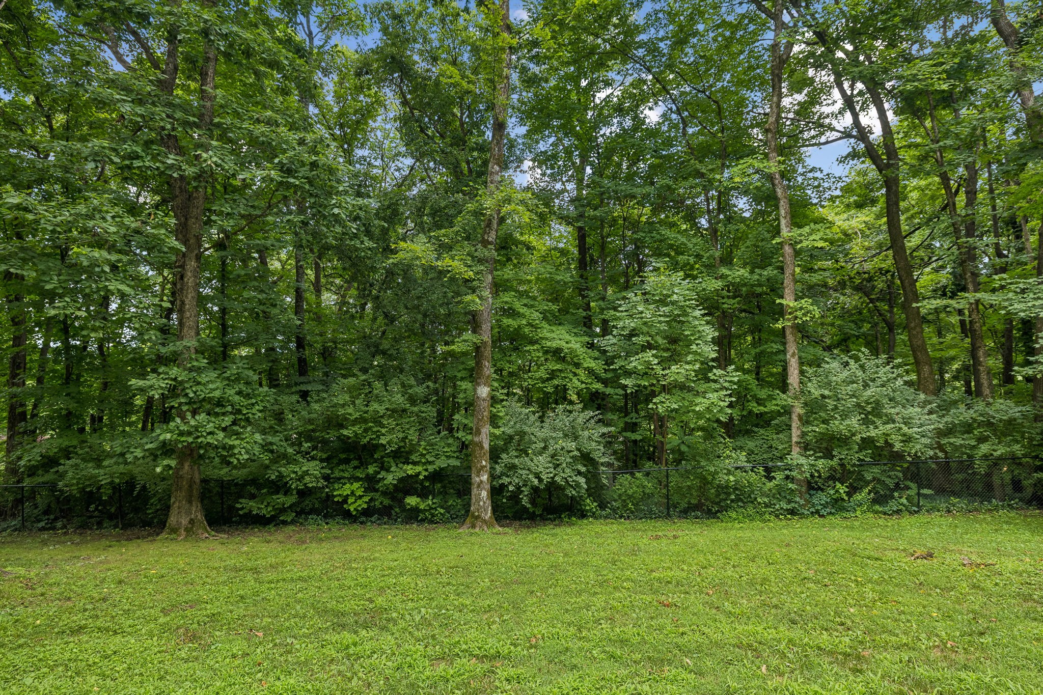 1214 Brentwood Ln