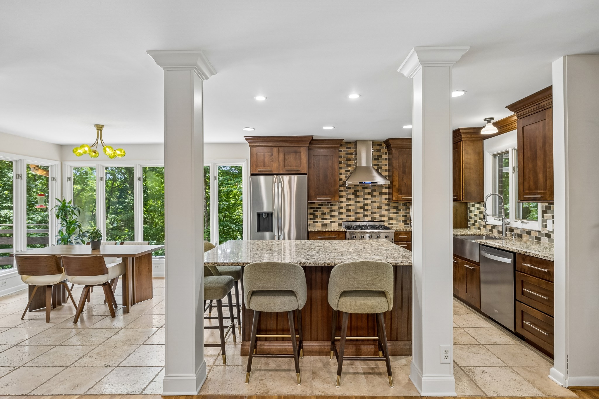 1214 Brentwood Ln