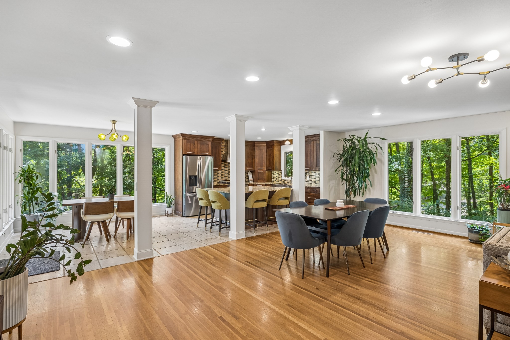 1214 Brentwood Ln