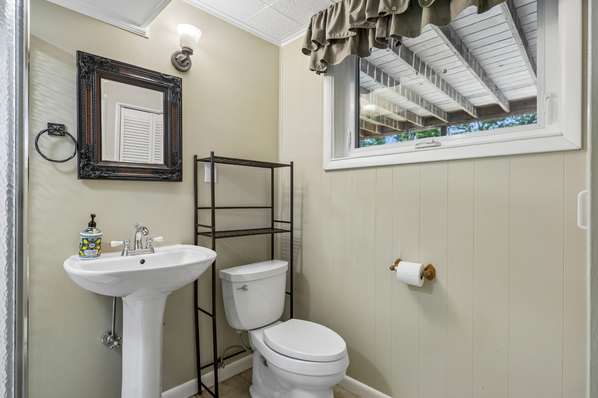 1214 Brentwood Ln