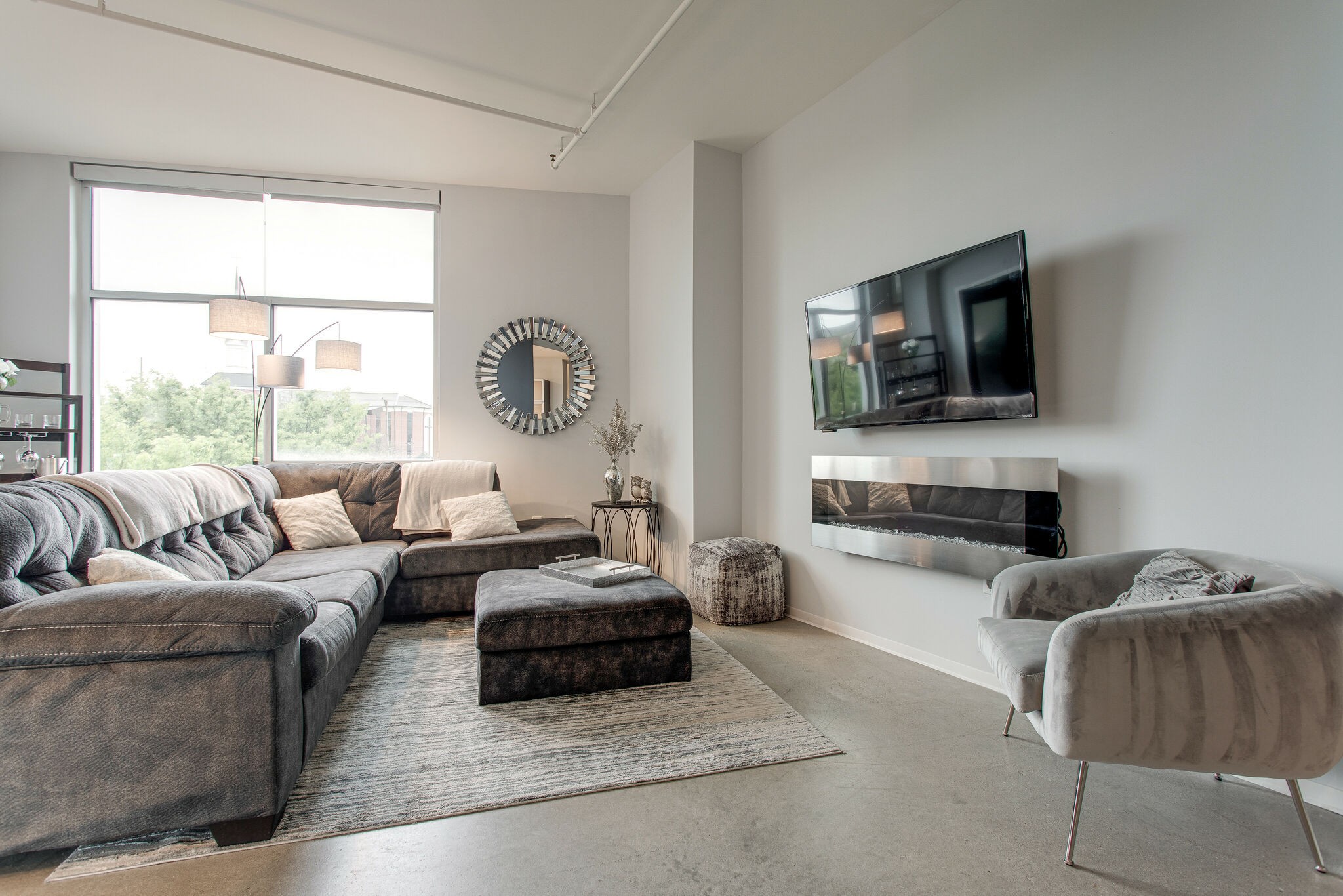 2115 Yeaman Pl Unit: 216