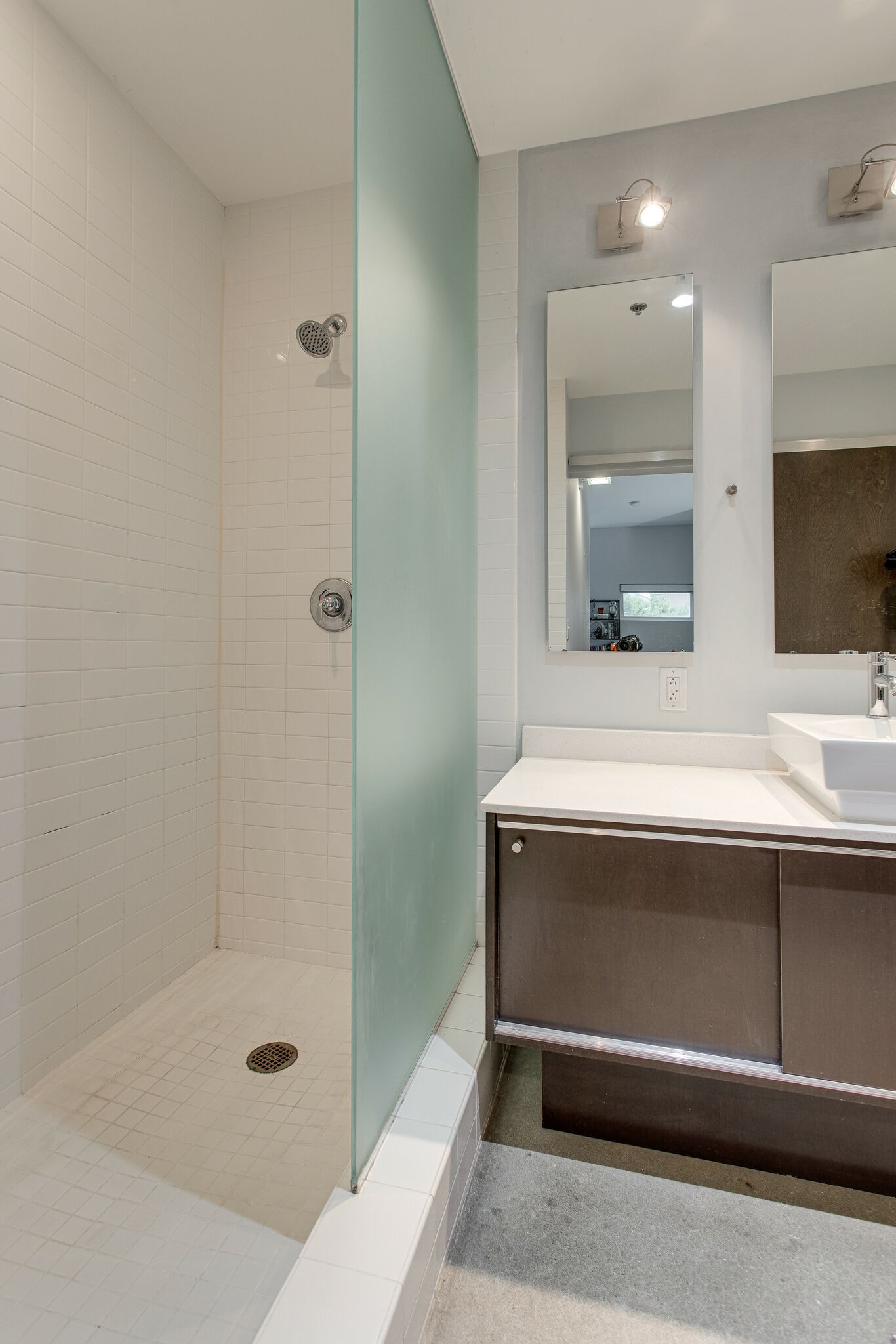 2115 Yeaman Pl Unit: 216