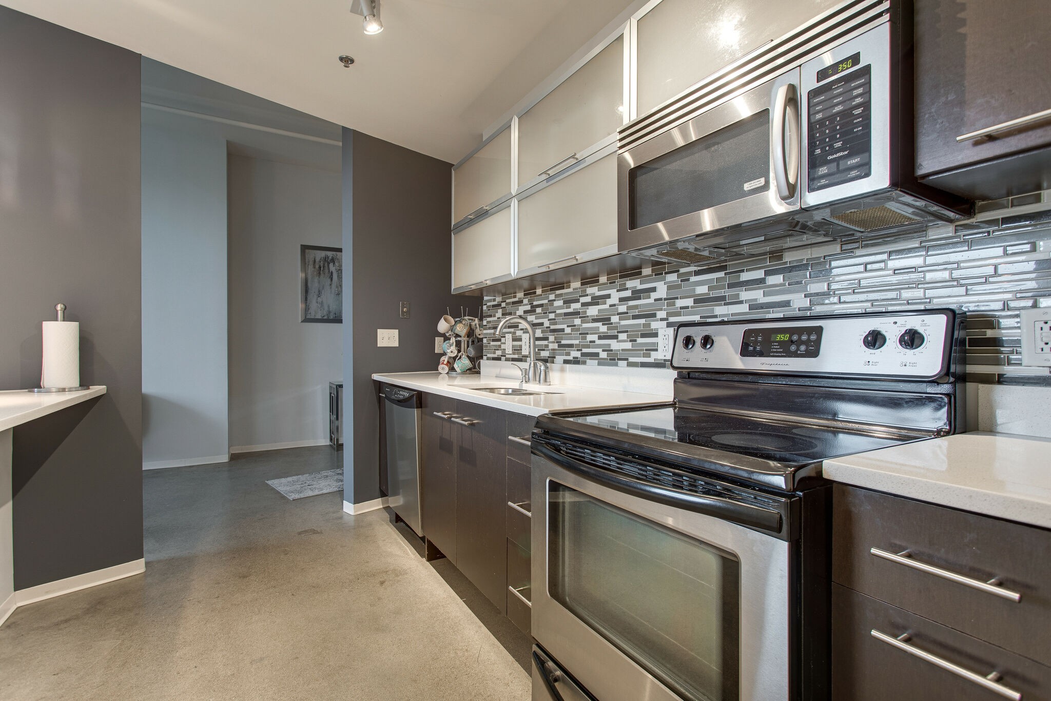 2115 Yeaman Pl Unit: 216