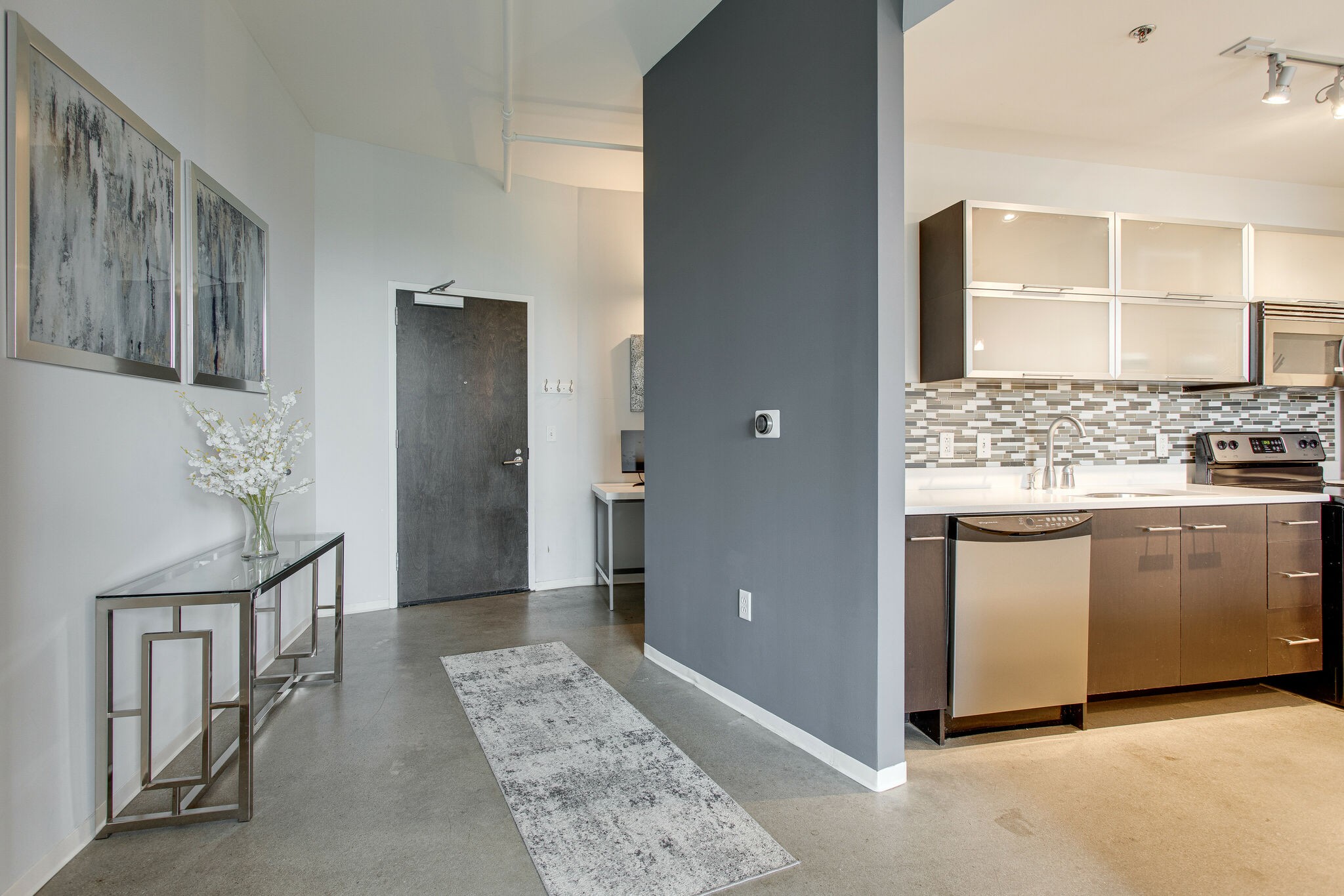 2115 Yeaman Pl Unit: 216