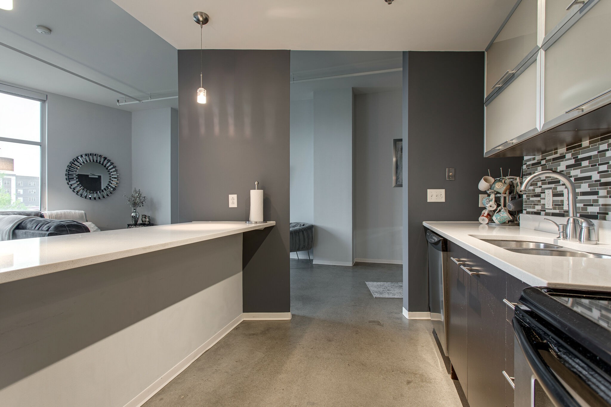2115 Yeaman Pl Unit: 216