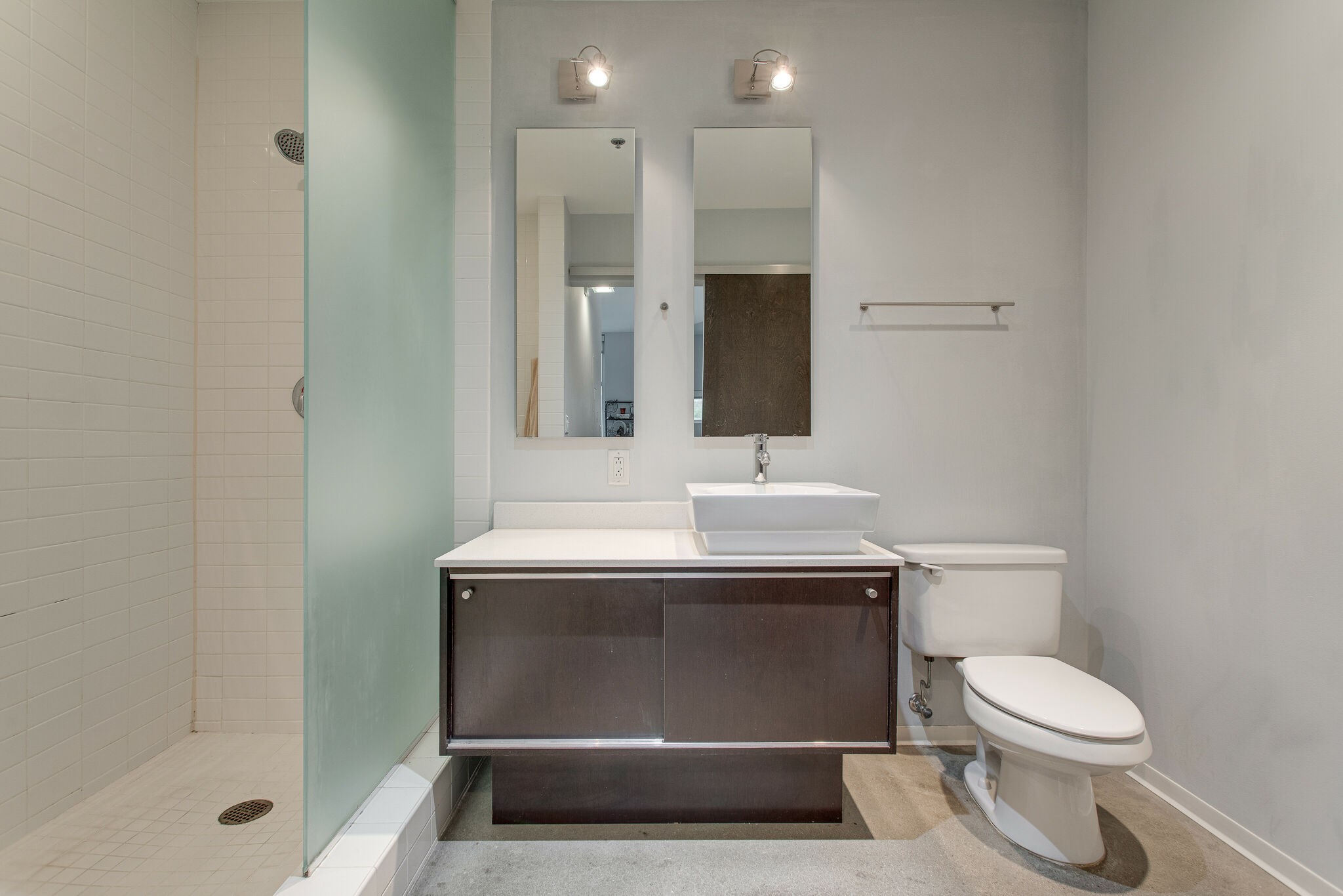 2115 Yeaman Pl Unit: 216