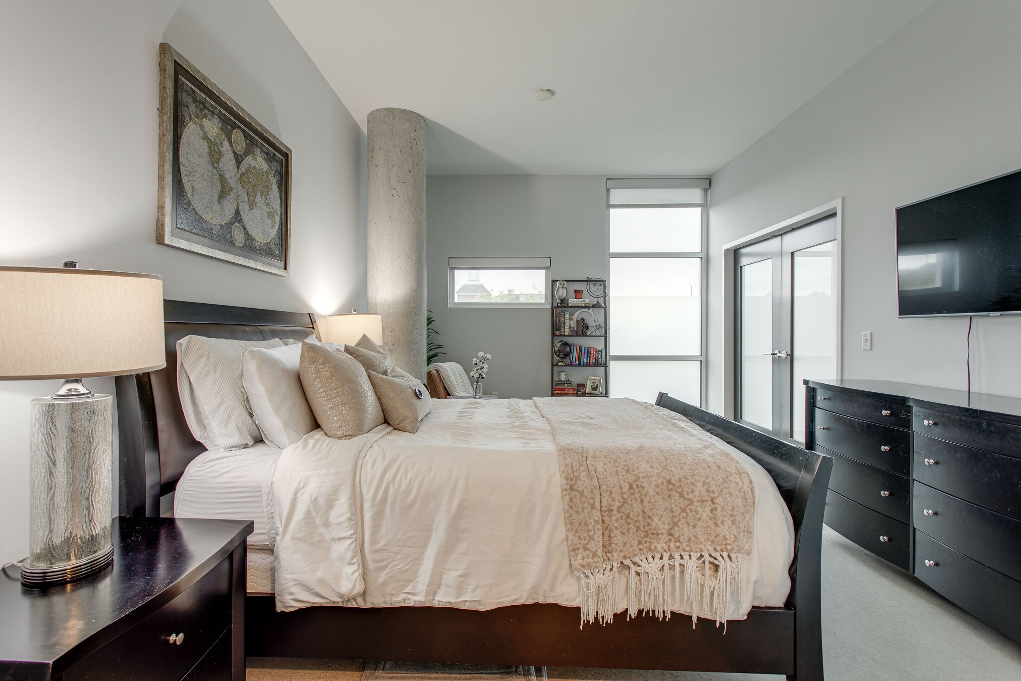 2115 Yeaman Pl Unit: 216