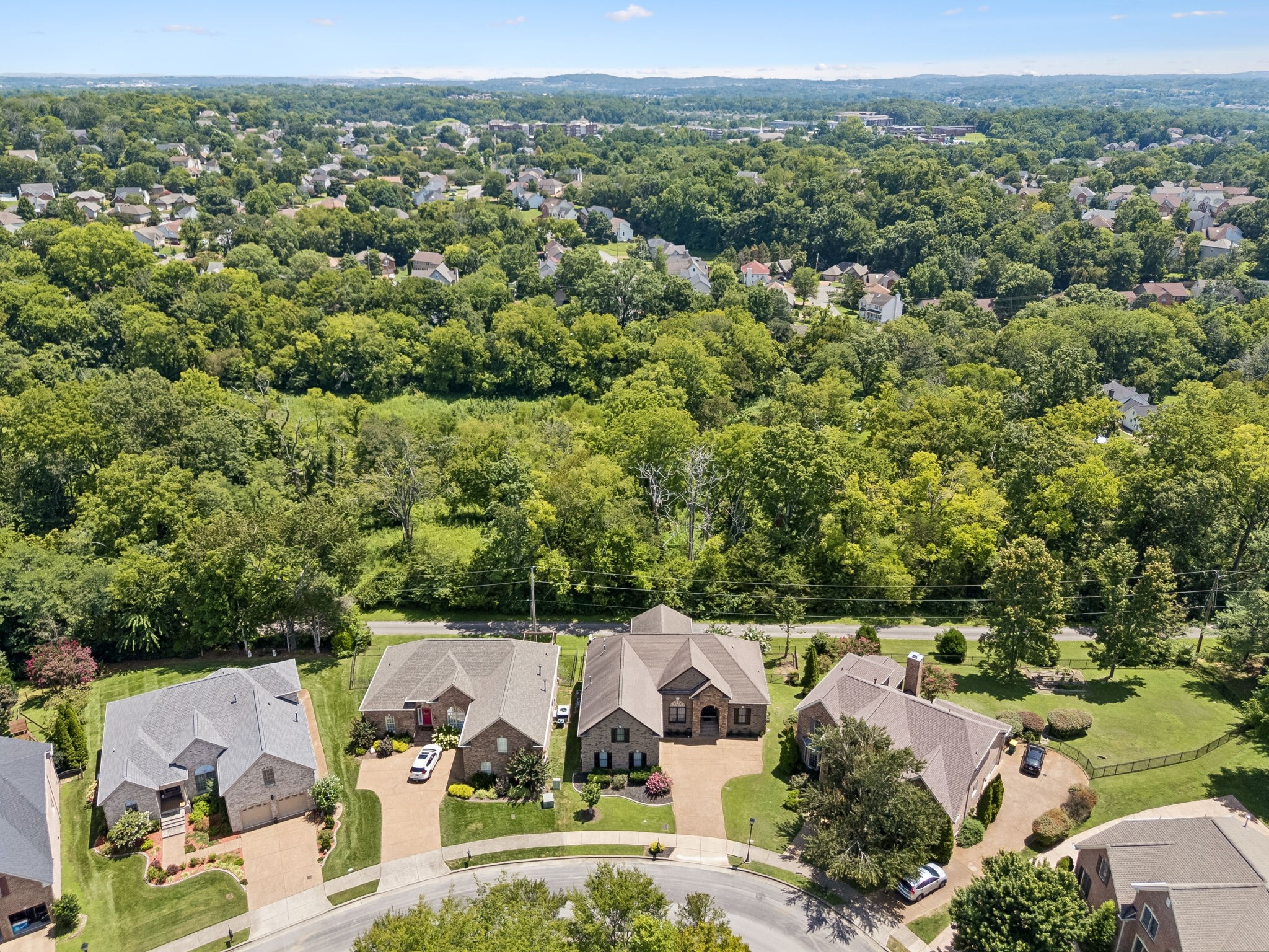 425 Caledonian Ct