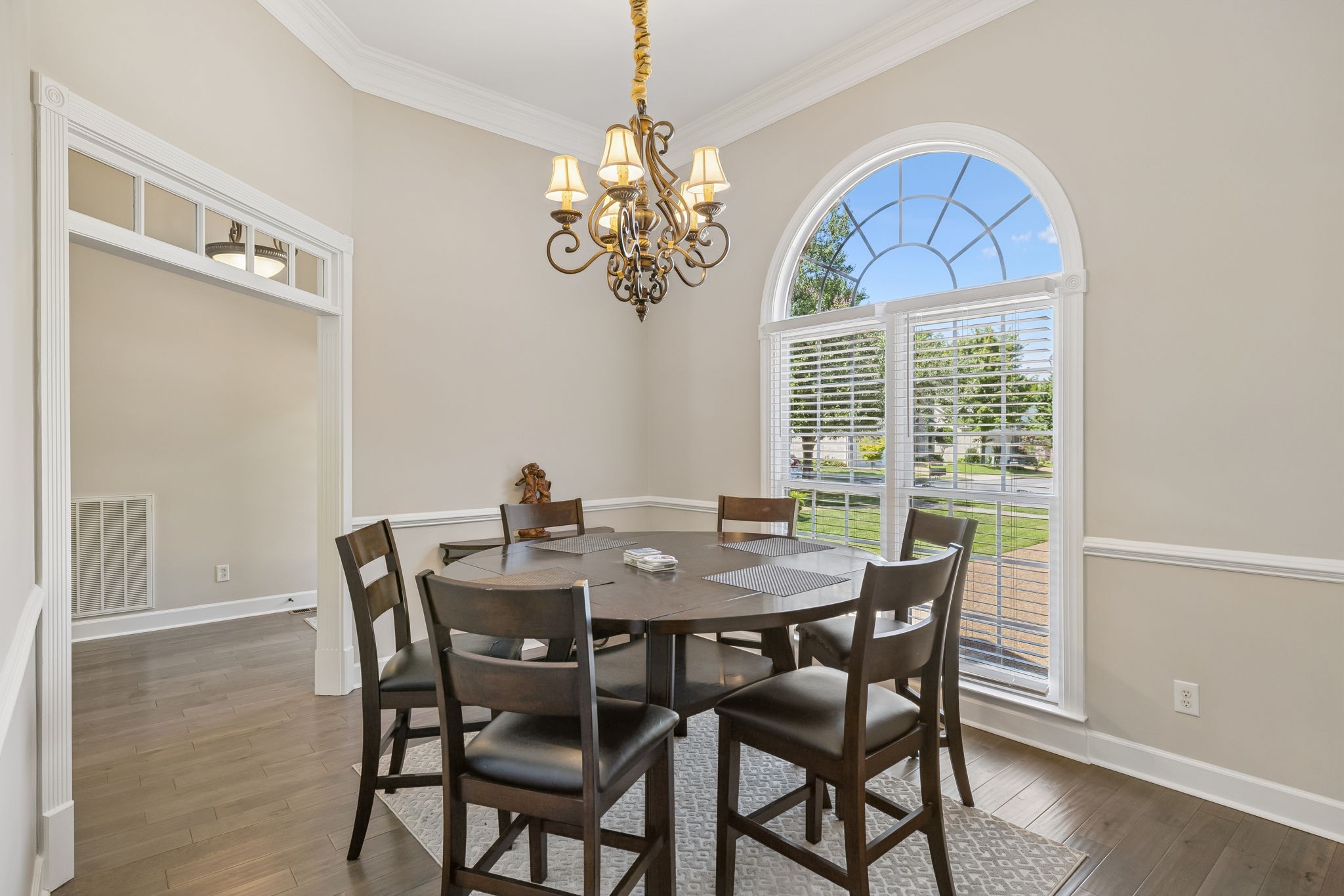 425 Caledonian Ct