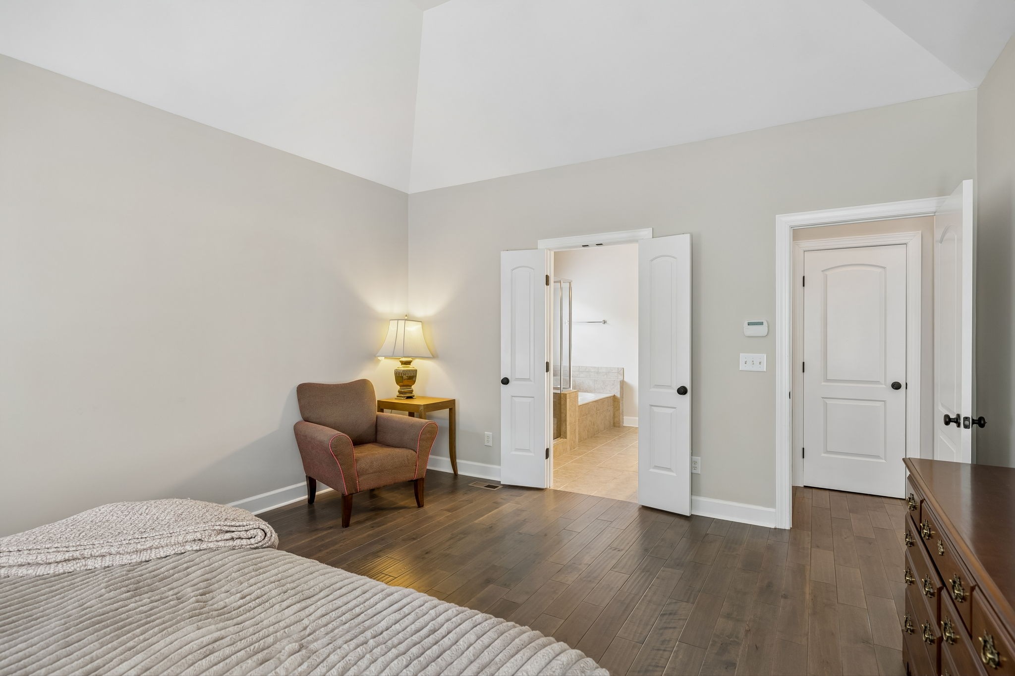 425 Caledonian Ct