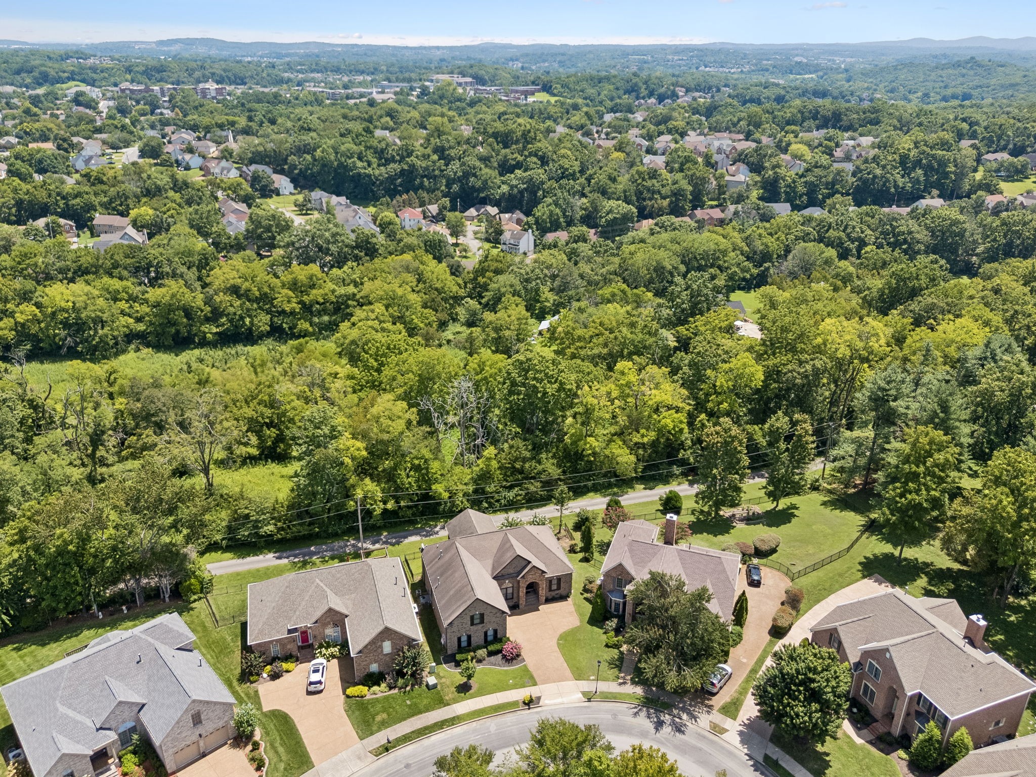 425 Caledonian Ct