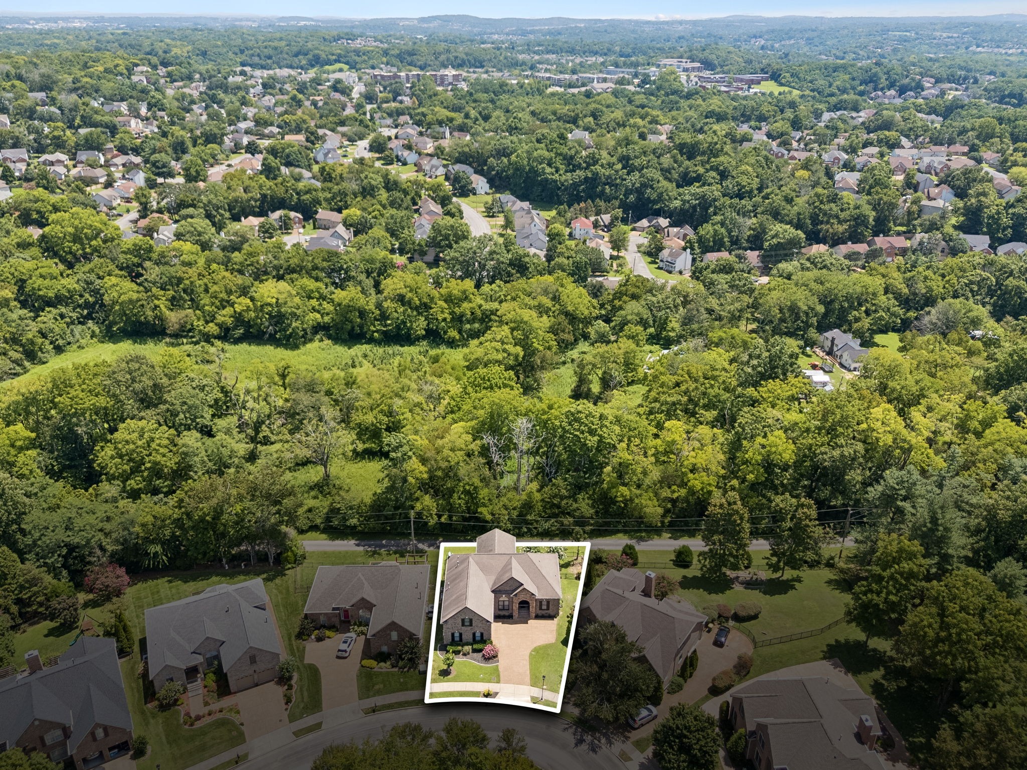 425 Caledonian Ct