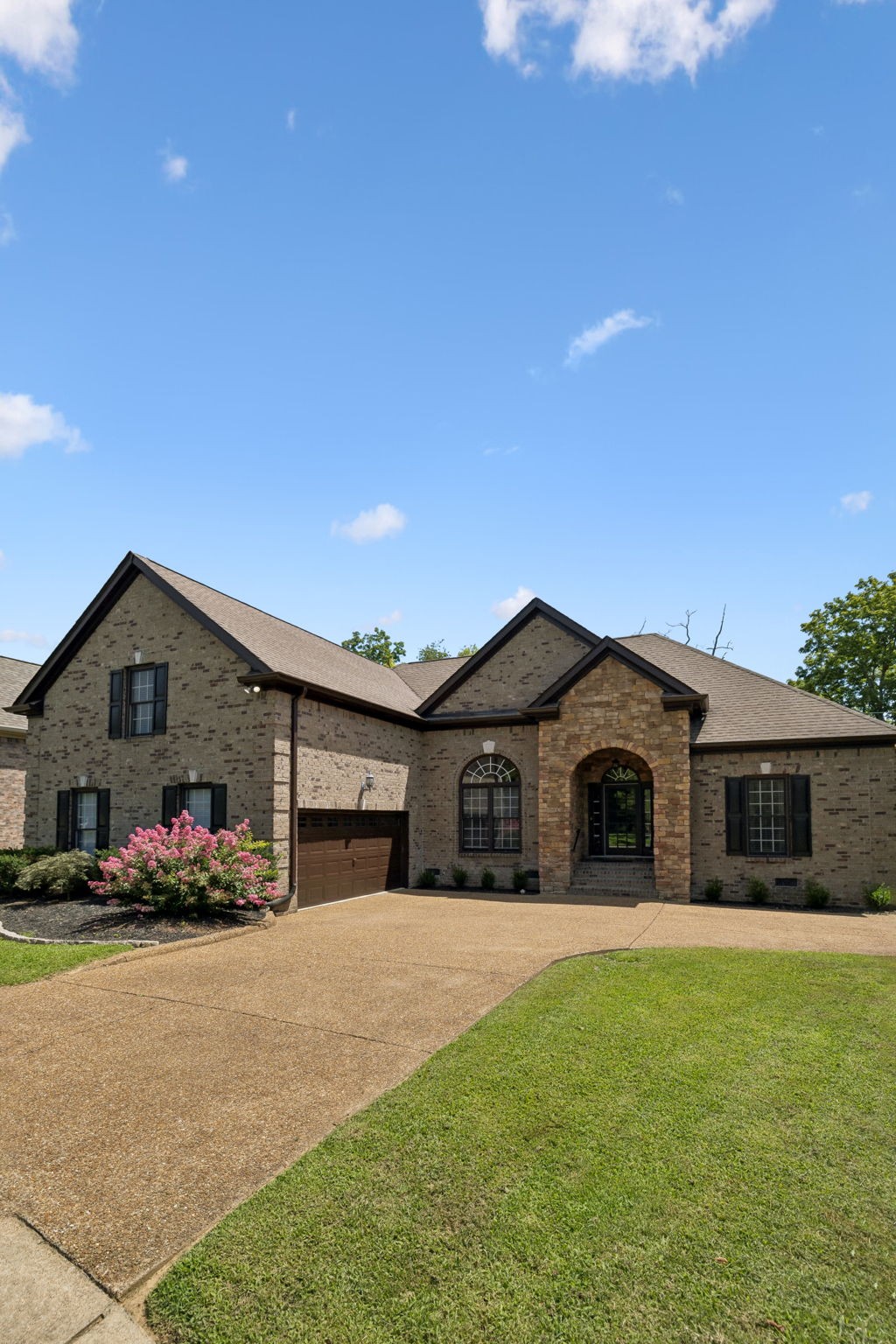 425 Caledonian Ct