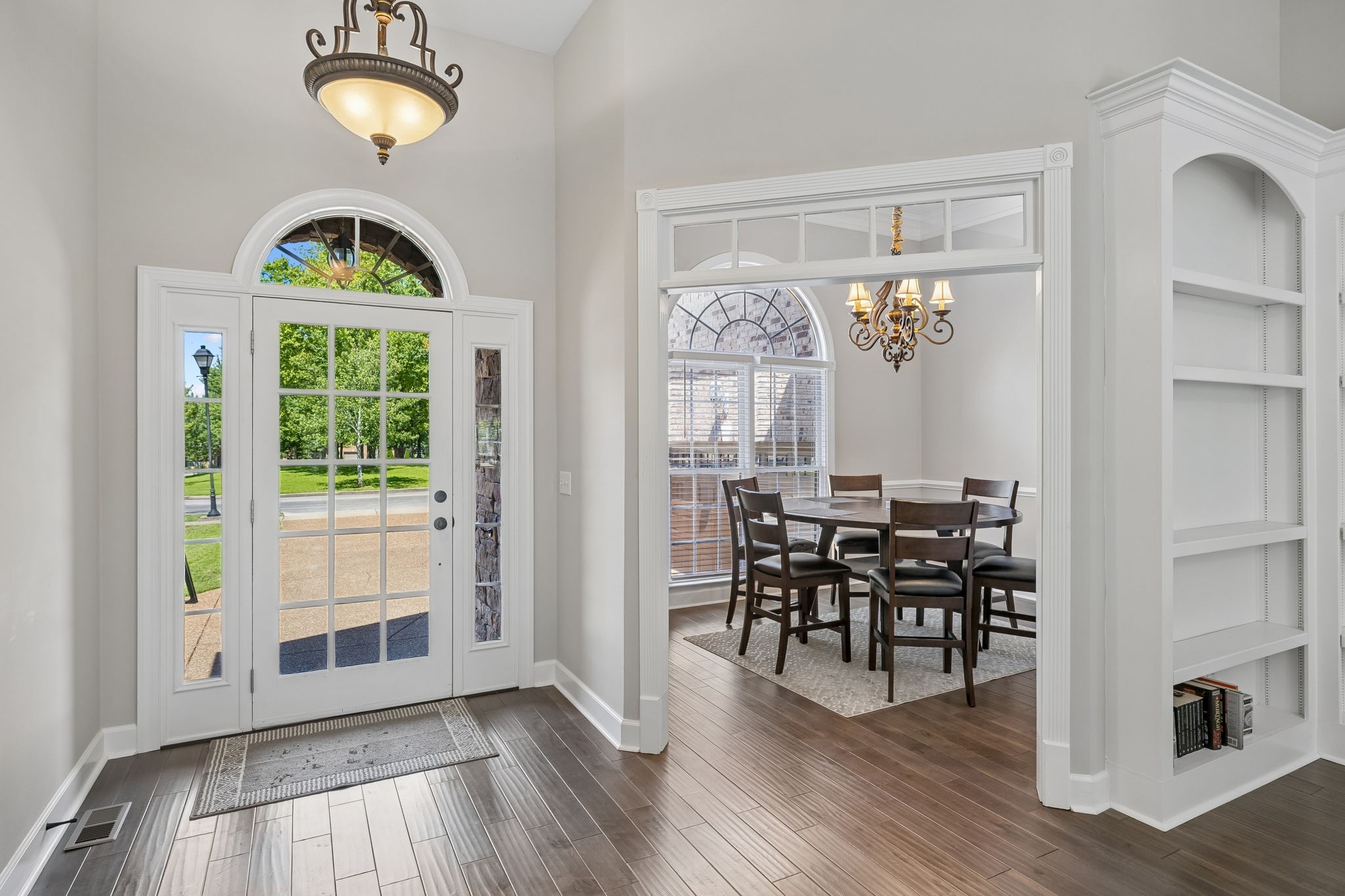425 Caledonian Ct