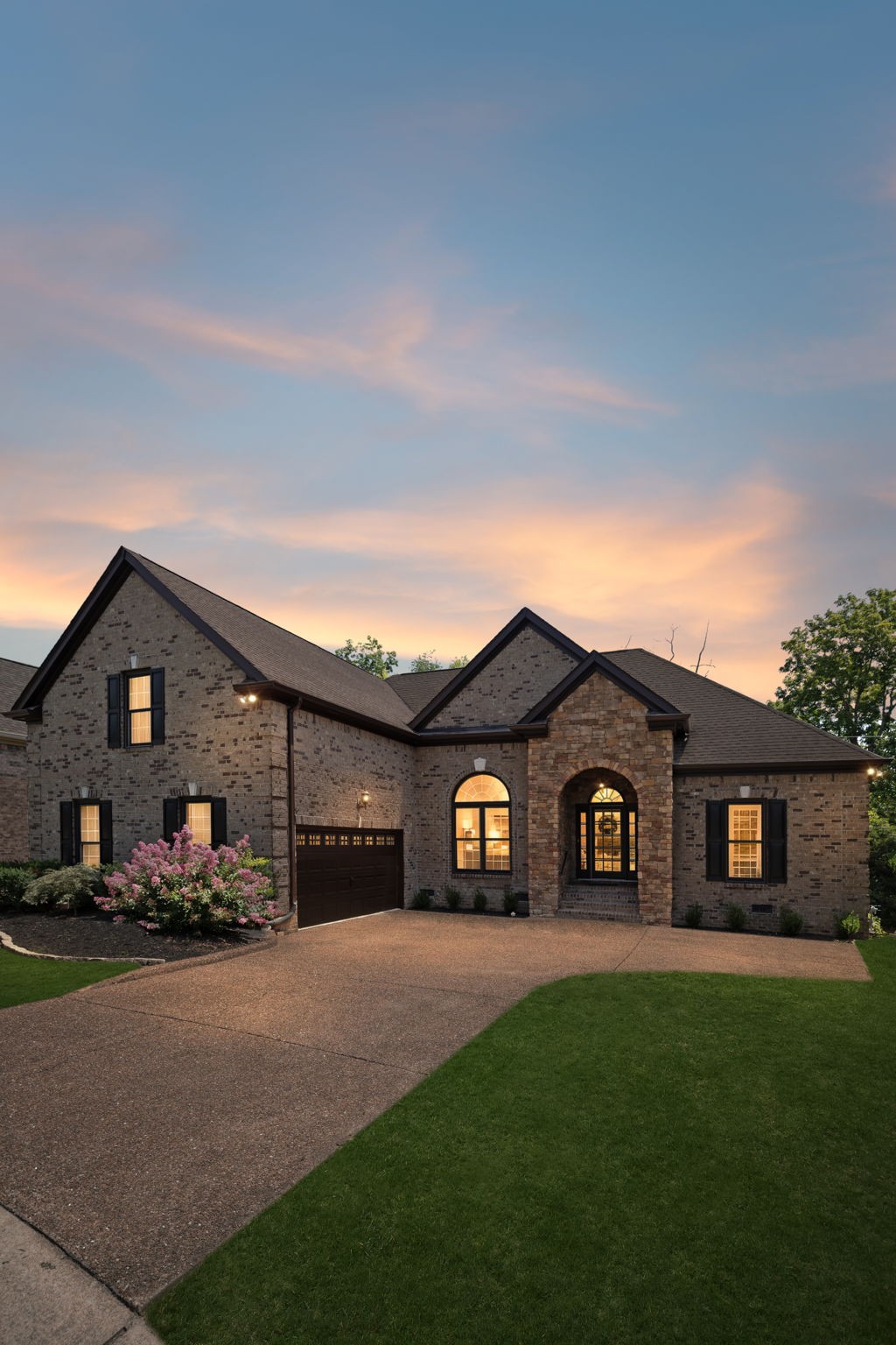 425 Caledonian Ct