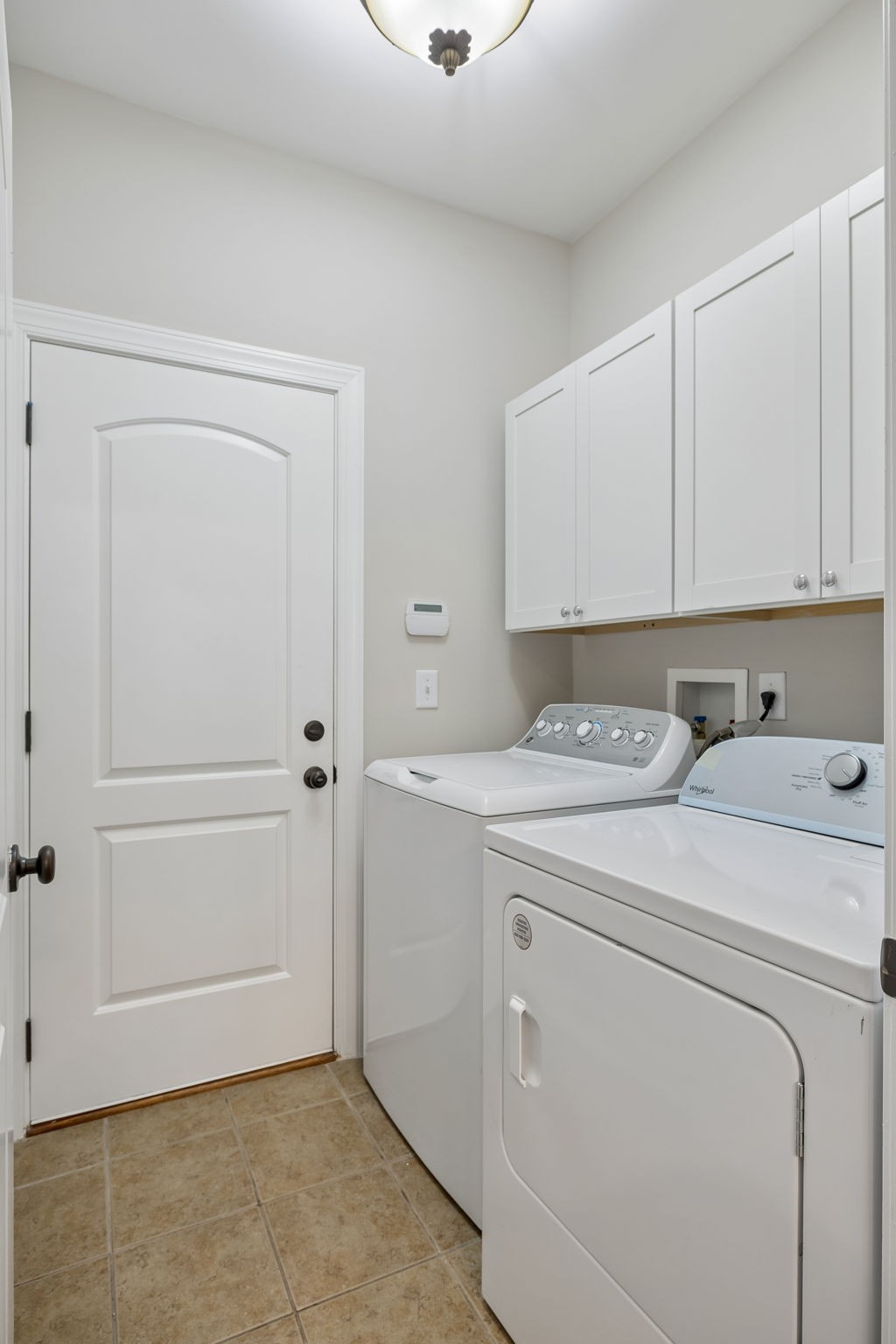 425 Caledonian Ct