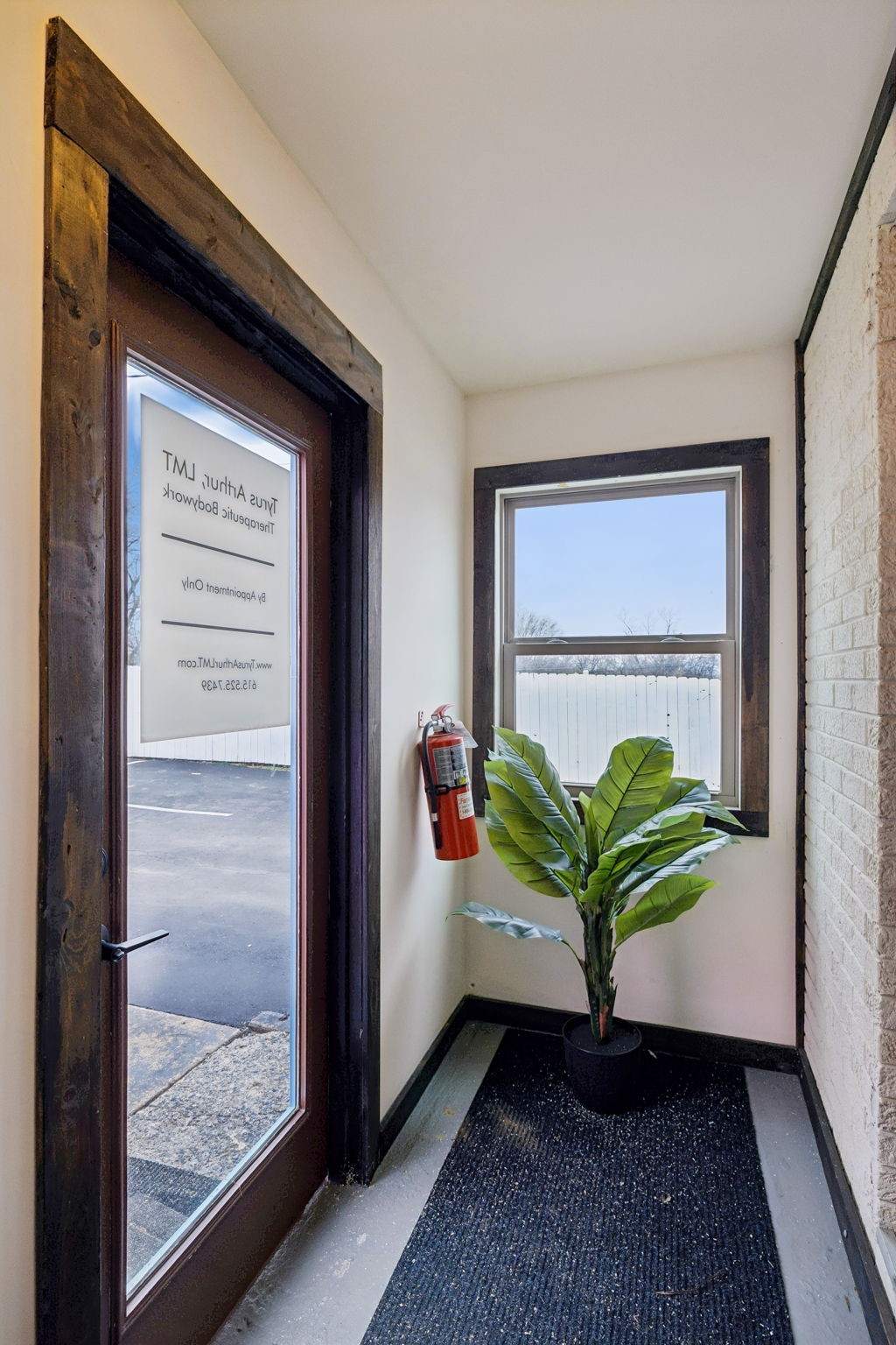 2809 Dickerson Pike