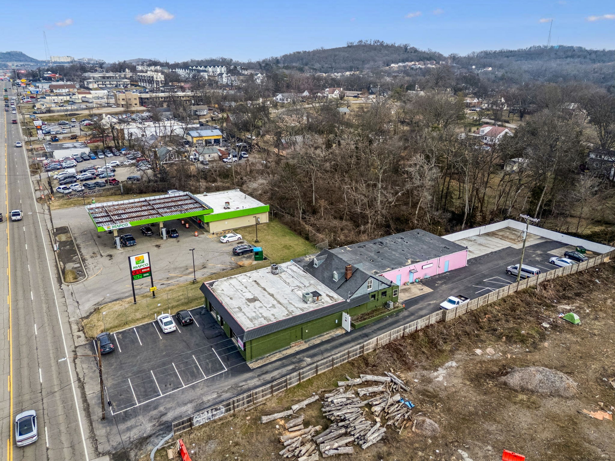 2809 Dickerson Pike