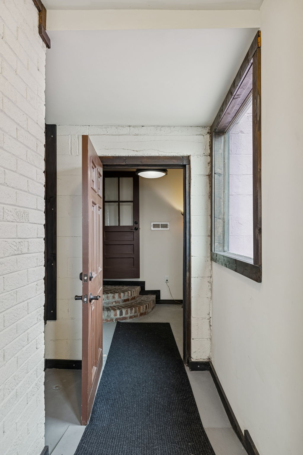 2809 Dickerson Pike