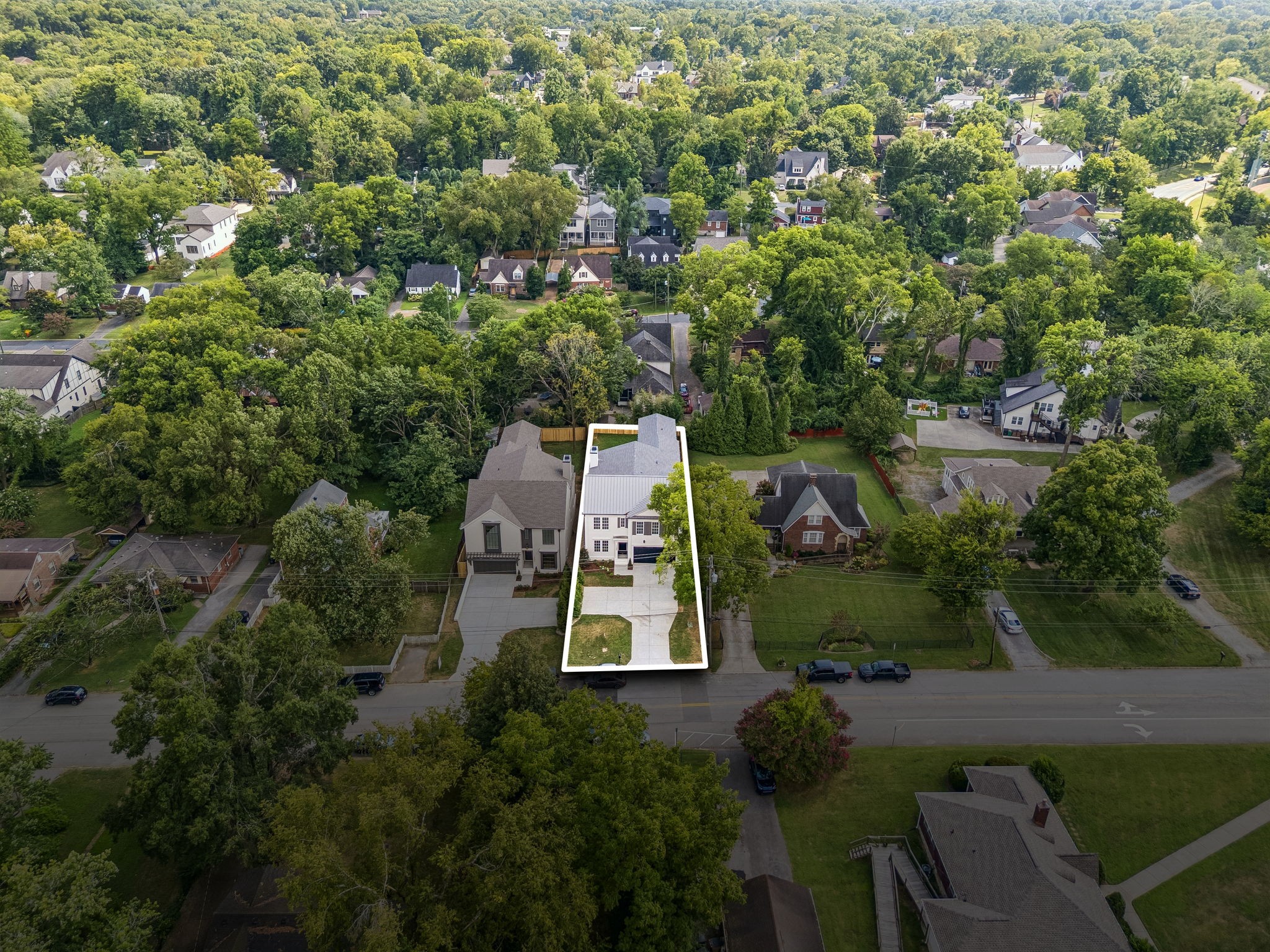 1133 Maplehurst Ln