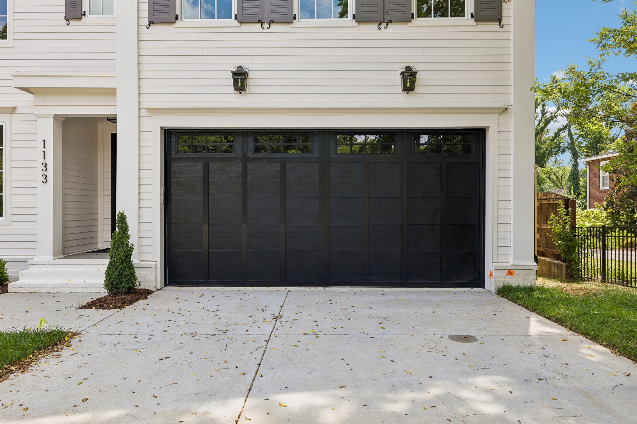 1133 Maplehurst Ln