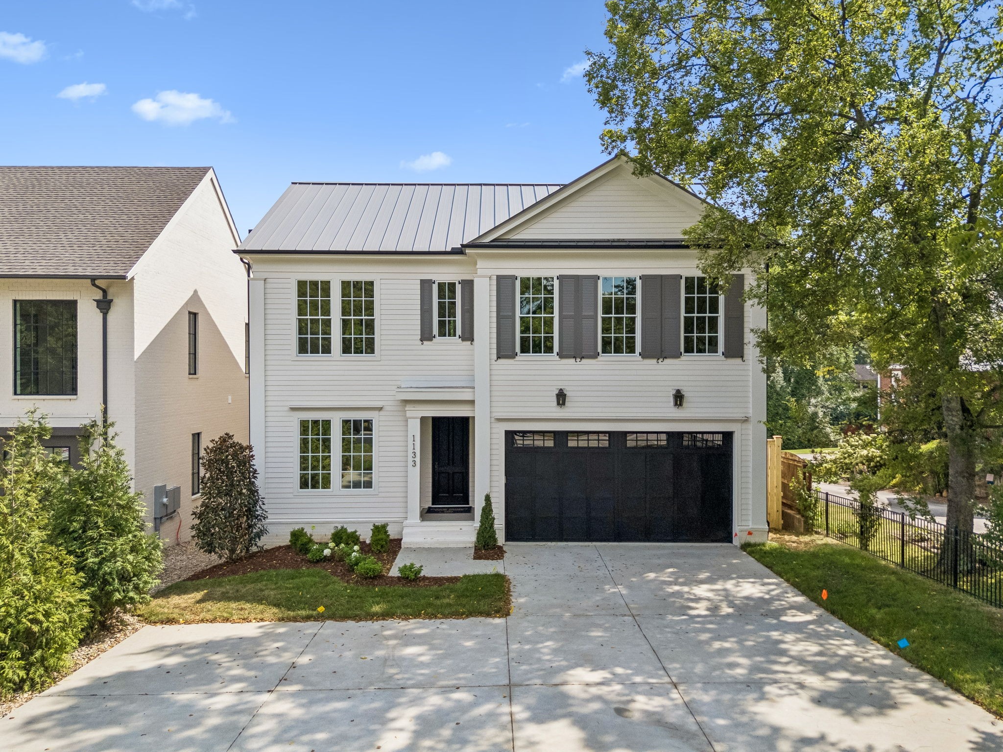 1133 Maplehurst Ln
