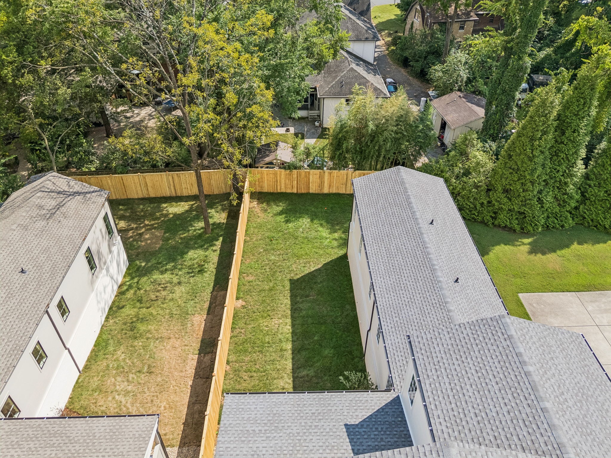 1133 Maplehurst Ln