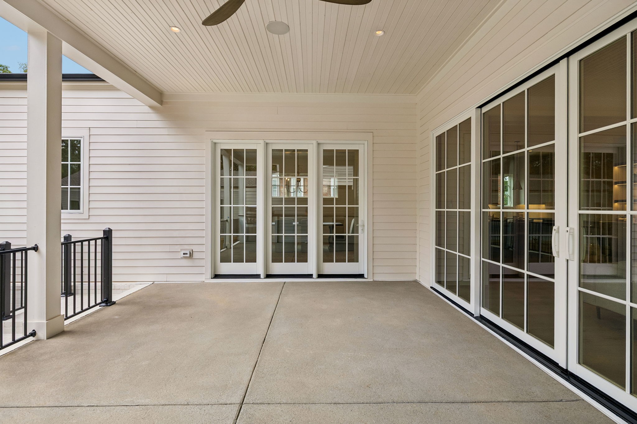 1133 Maplehurst Ln