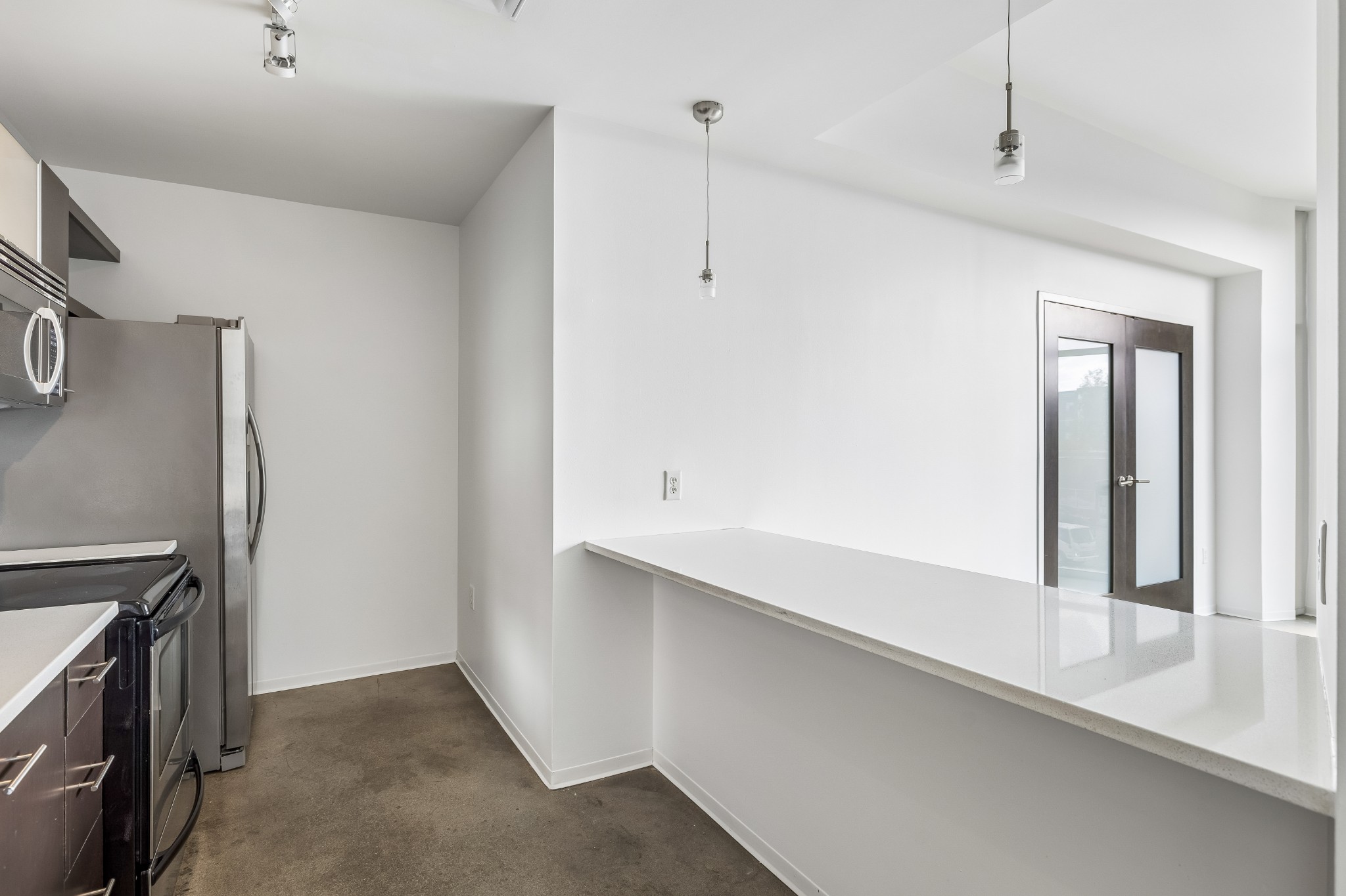 2115 Yeaman Pl Unit: 216