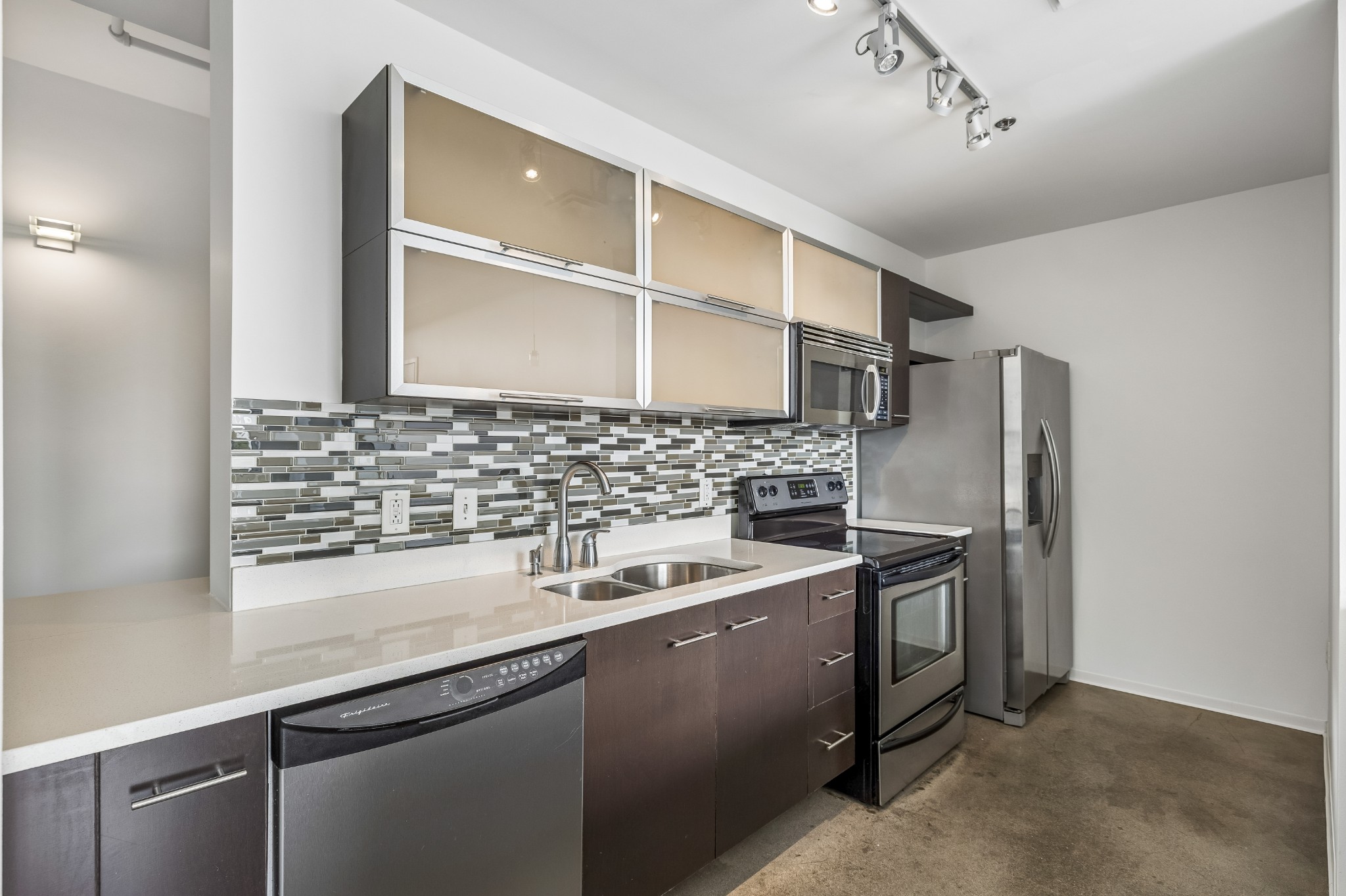 2115 Yeaman Pl Unit: 216