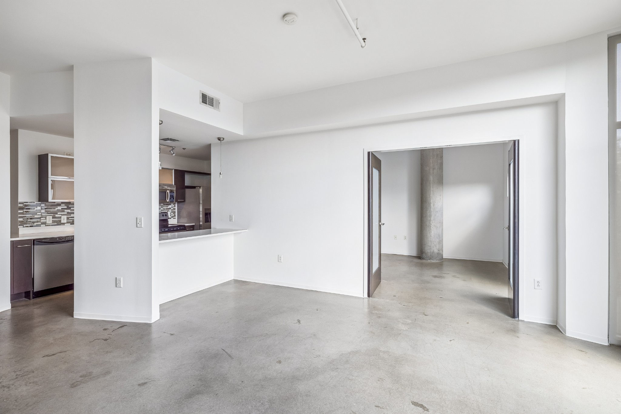 2115 Yeaman Pl Unit: 216