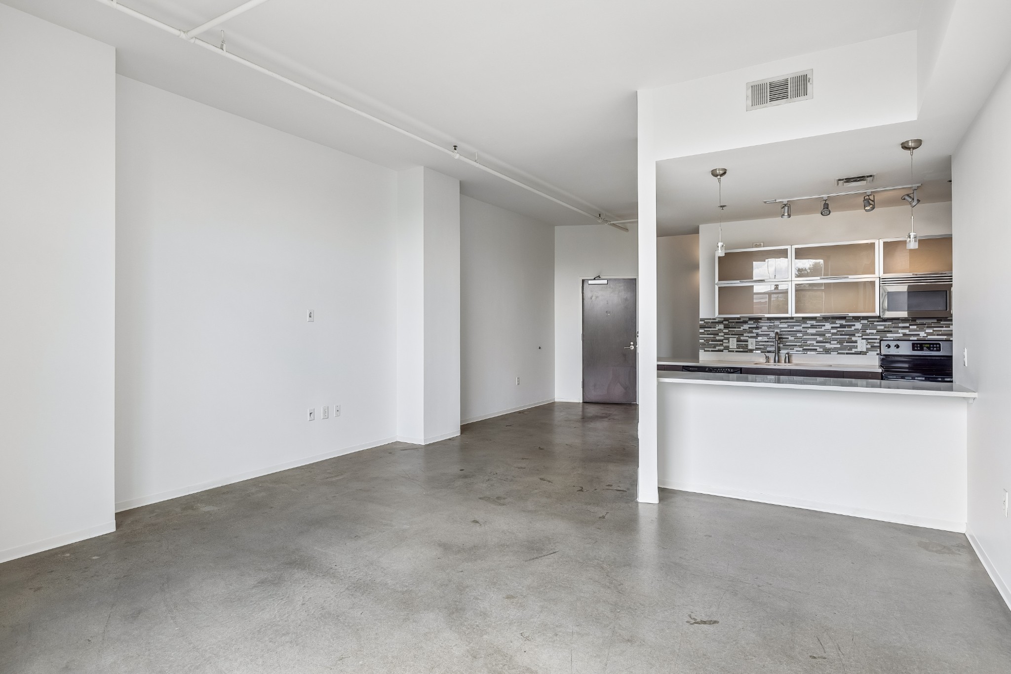 2115 Yeaman Pl Unit: 216