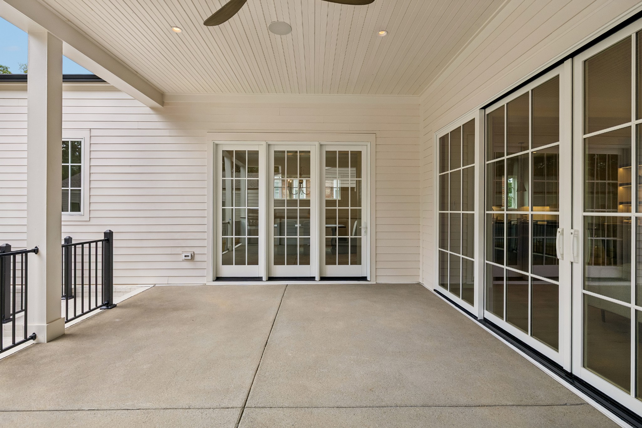 1133 Maplehurst Ln