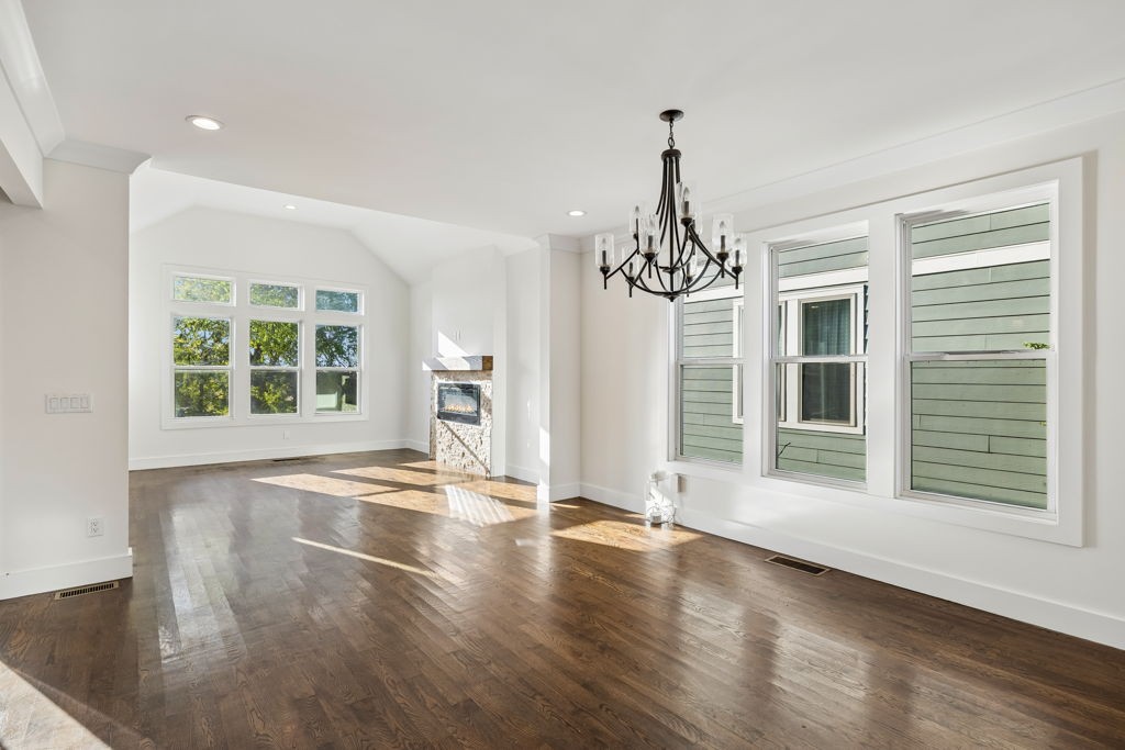 609 39th Ave, N