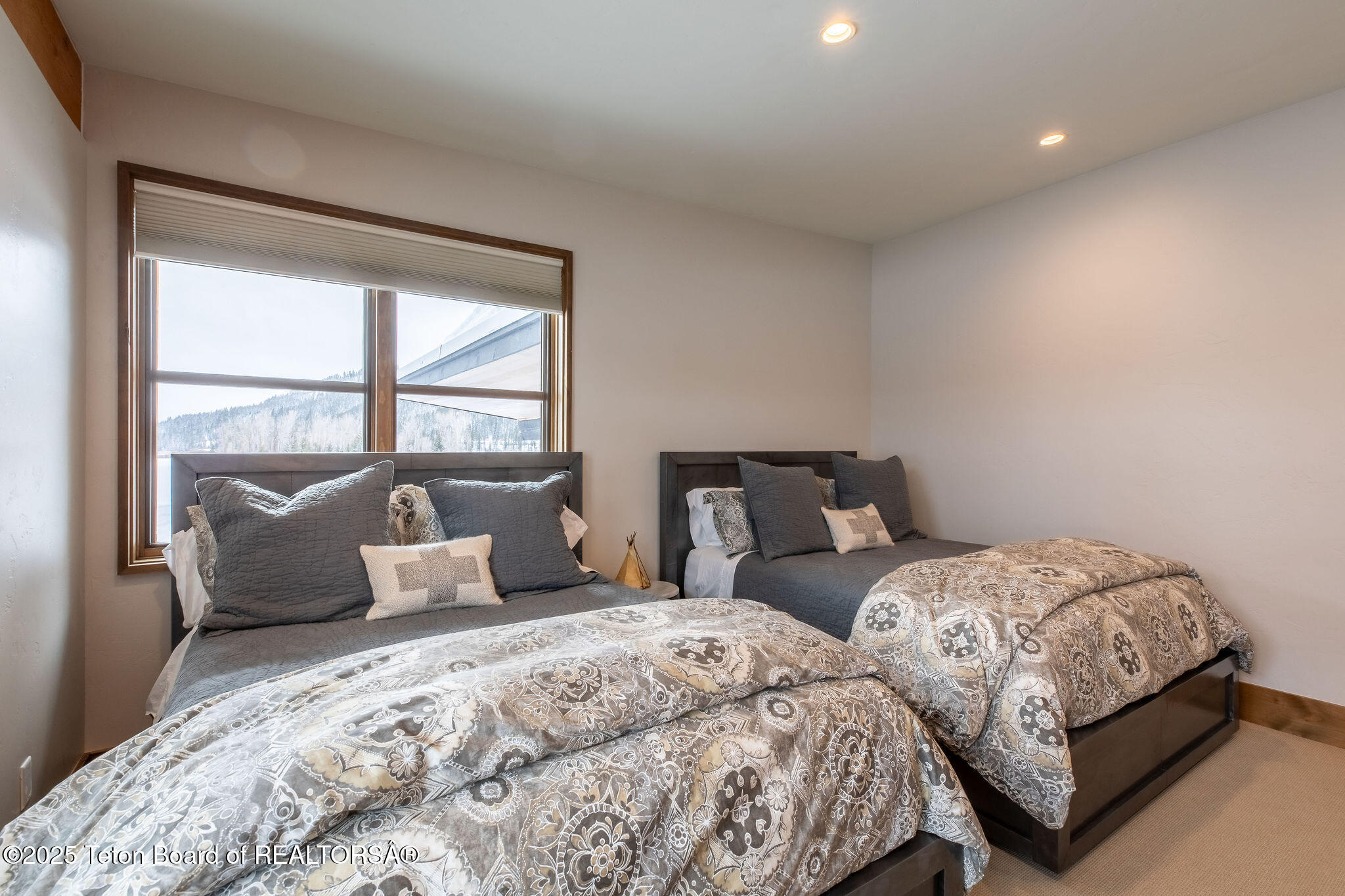 14385 S CADDIS COURT