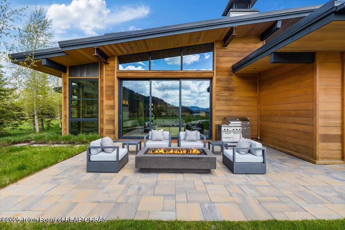 14385 S CADDIS COURT