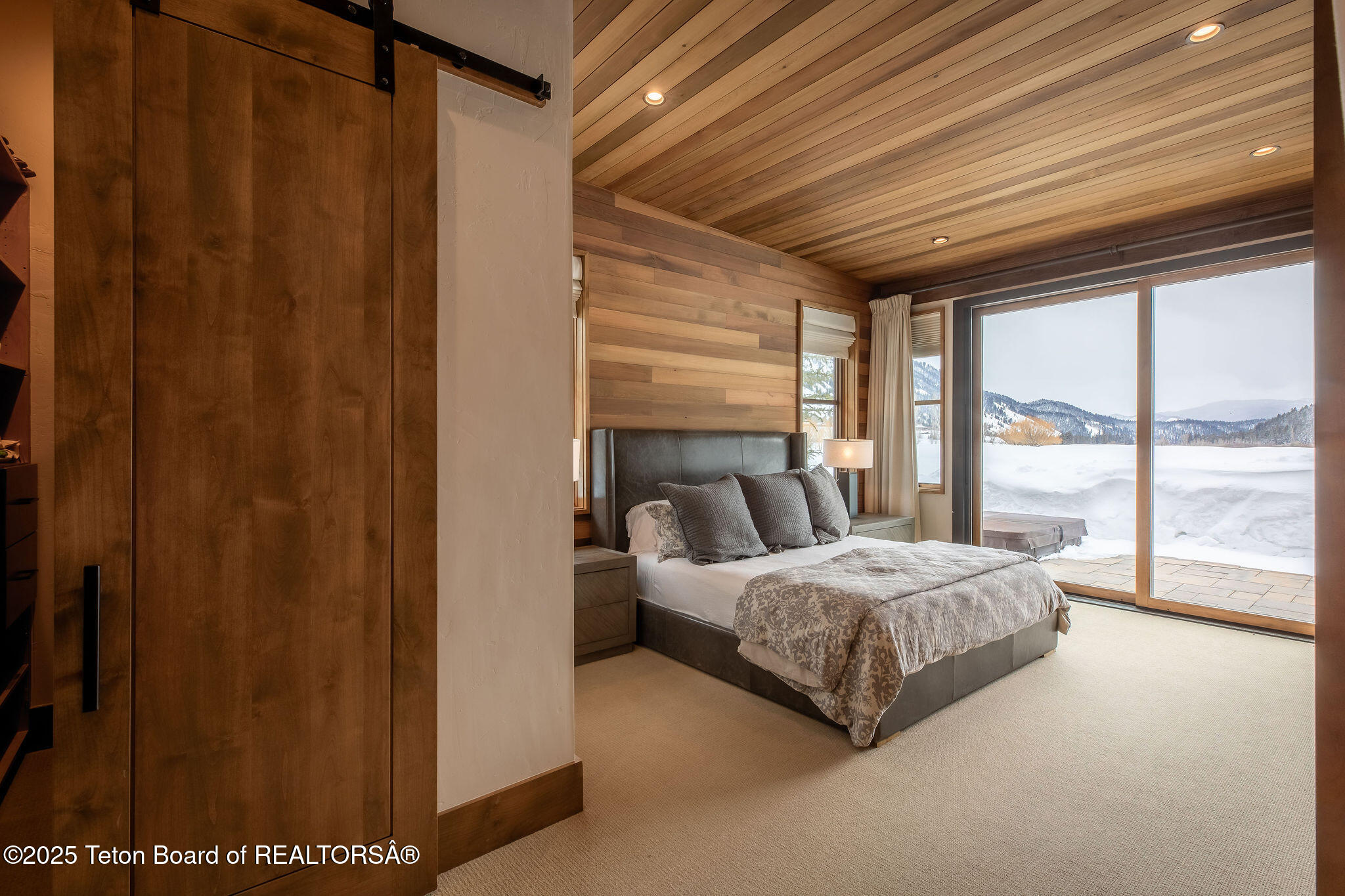 14385 S CADDIS COURT