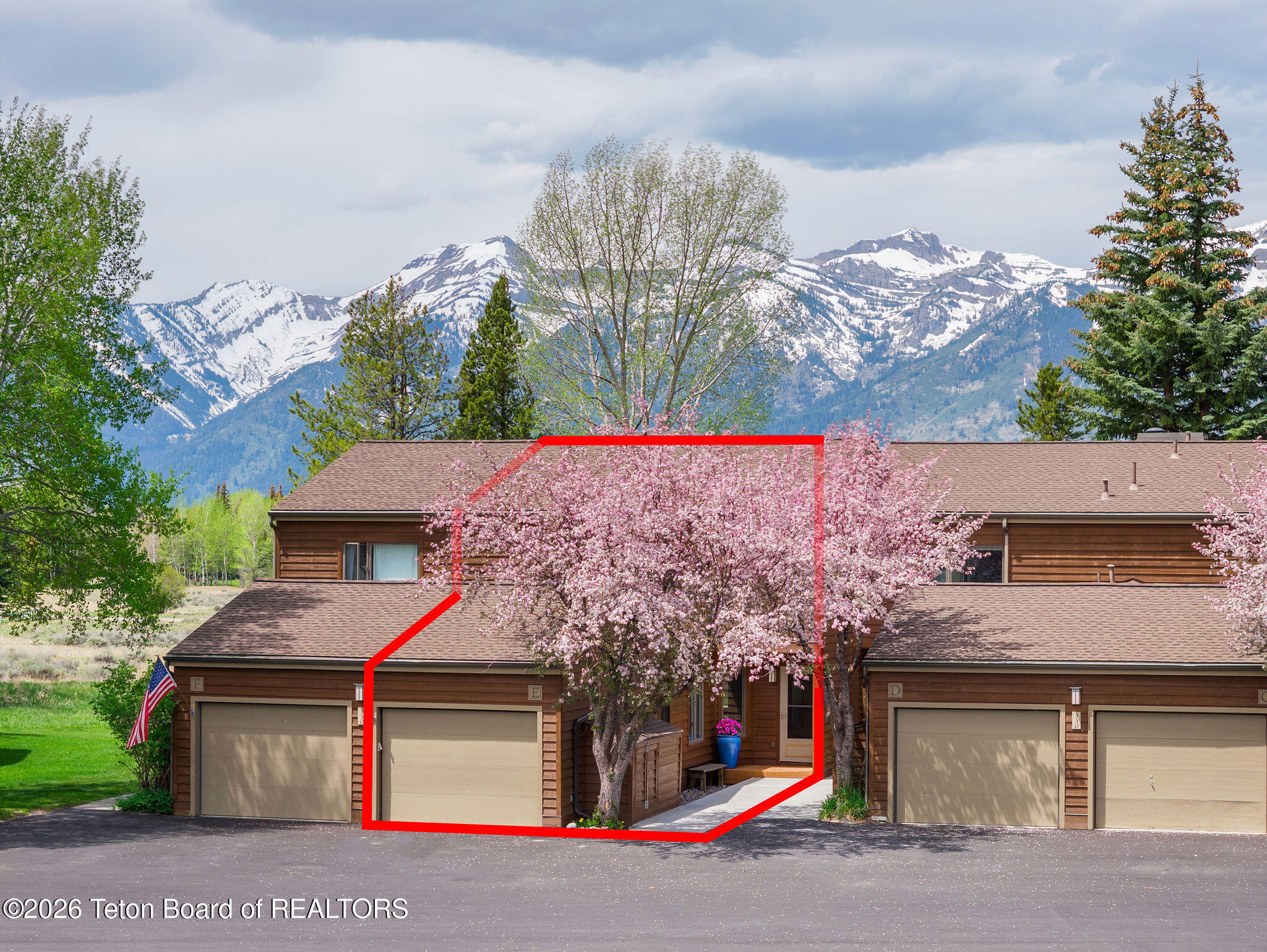 330 E SAGEBRUSH Drive 12-5-E
