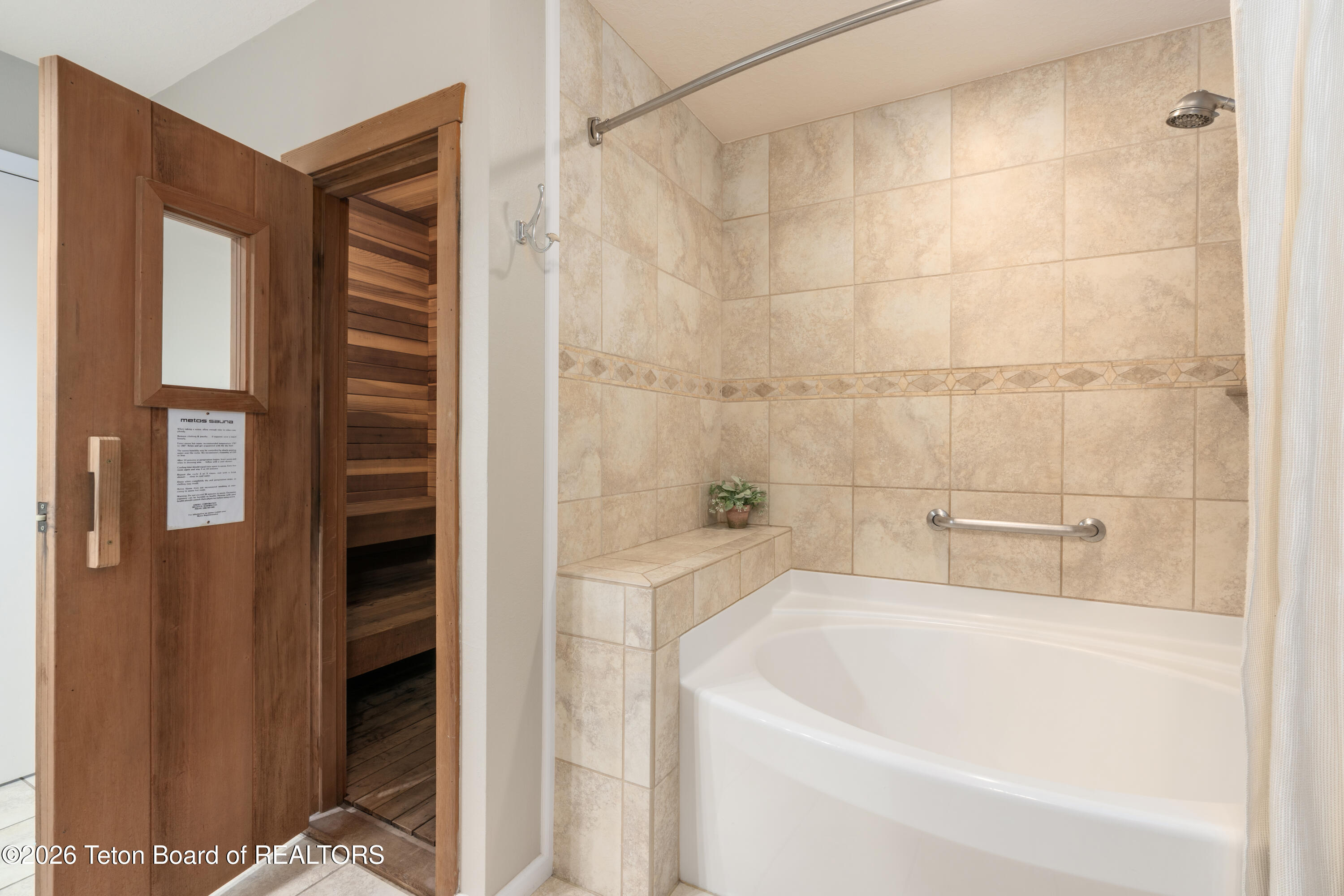 330 E SAGEBRUSH Drive 12-5-E