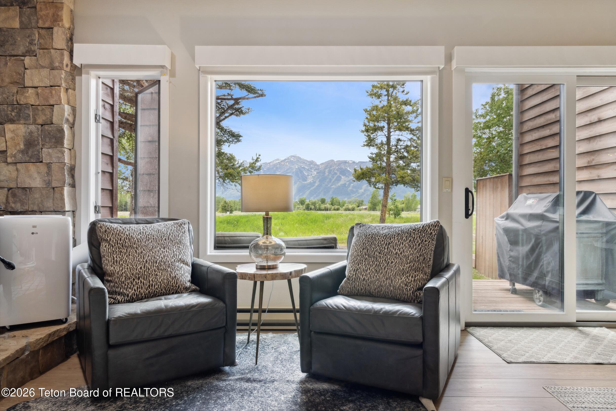 330 E SAGEBRUSH Drive 12-5-E