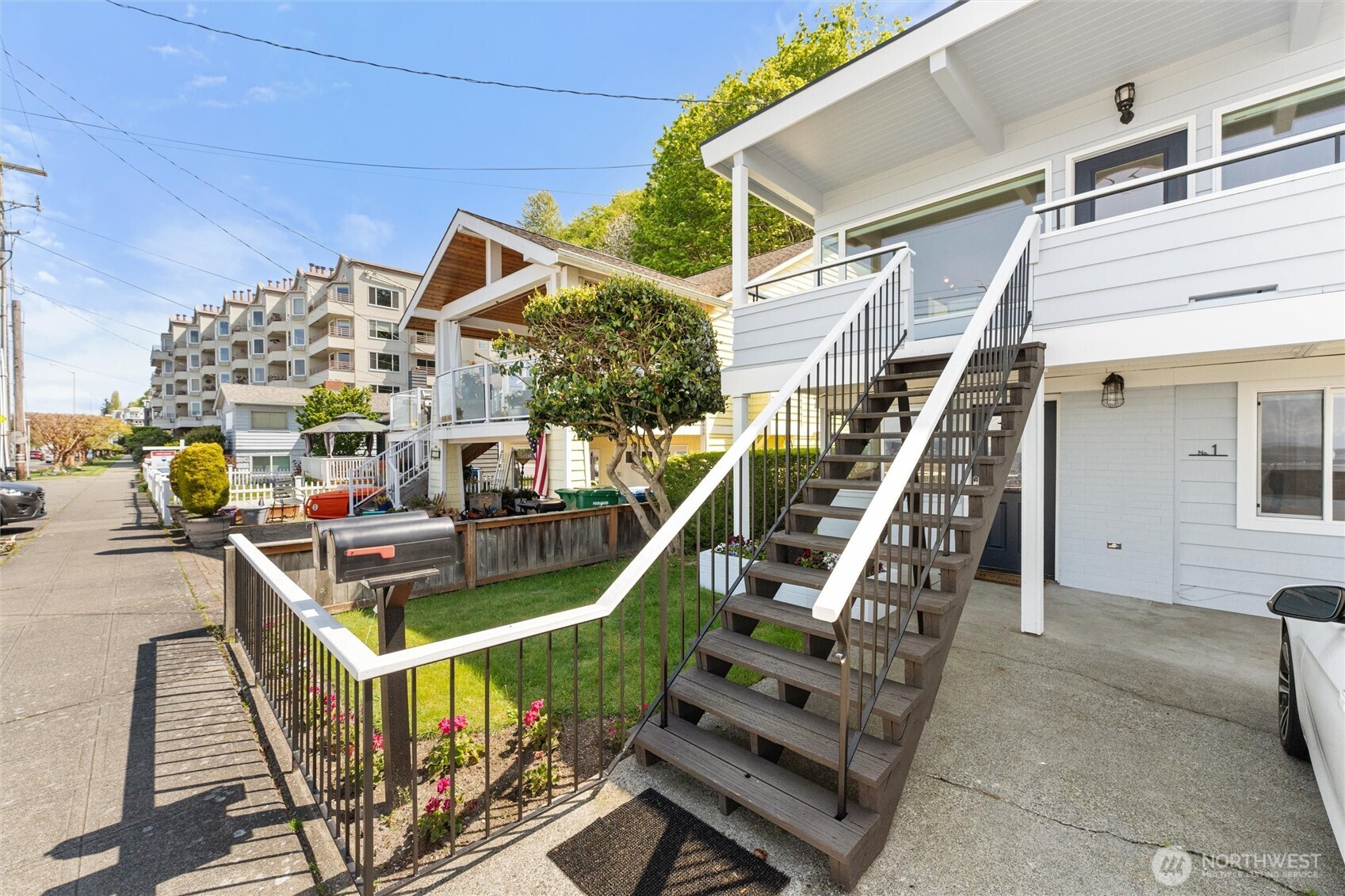 1588 Alki Avenue SW