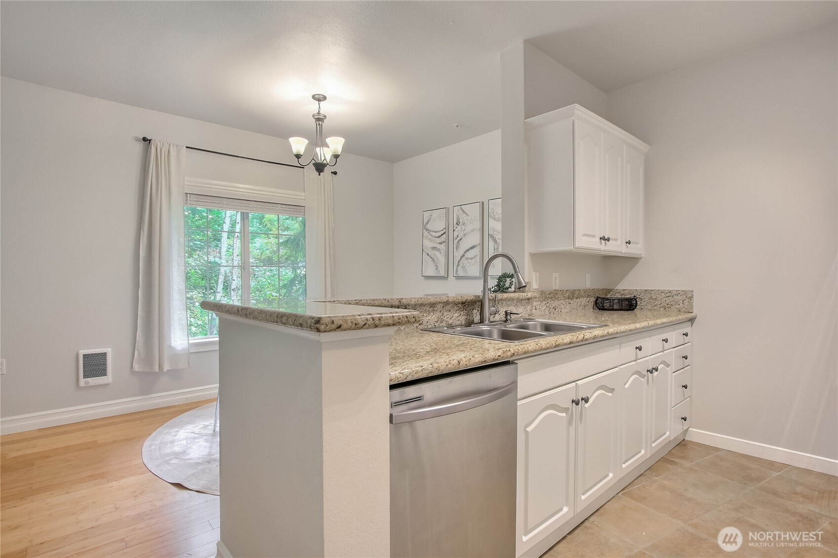 801 N N Rainier Avenue Unit: B309