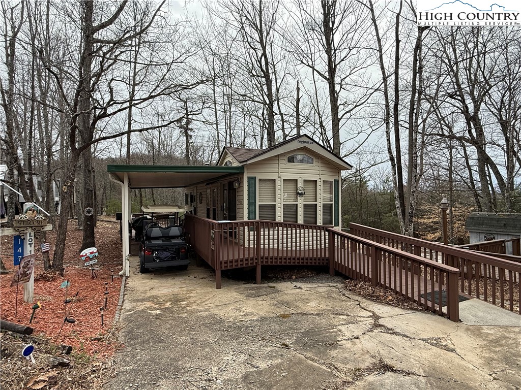 147 Laurelwood Lane