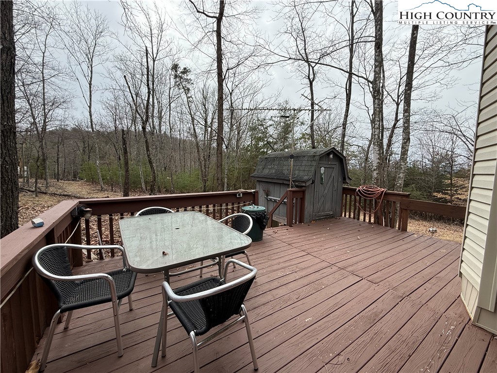 147 Laurelwood Lane