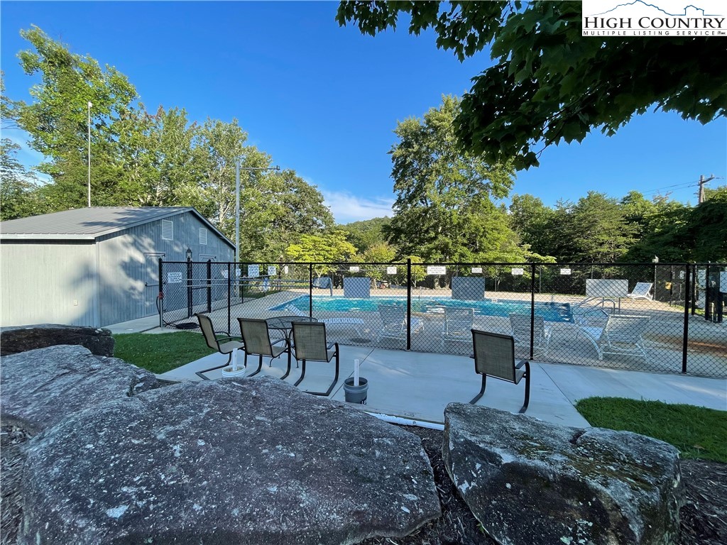 147 Laurelwood Lane