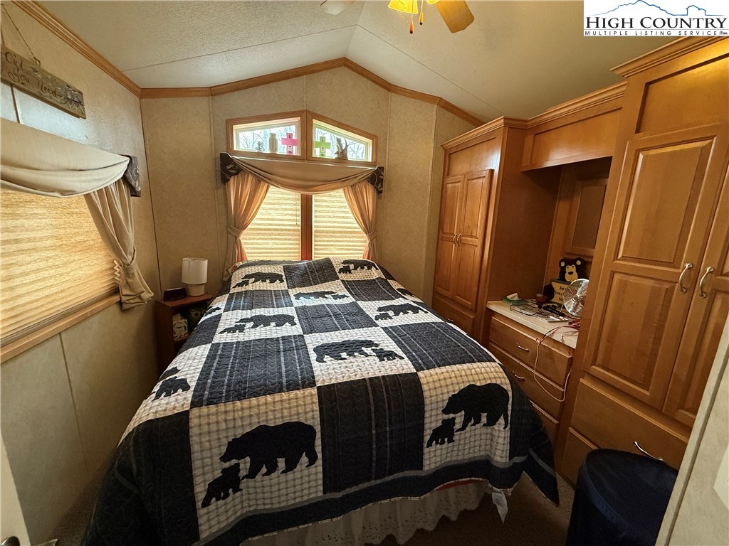 147 Laurelwood Lane