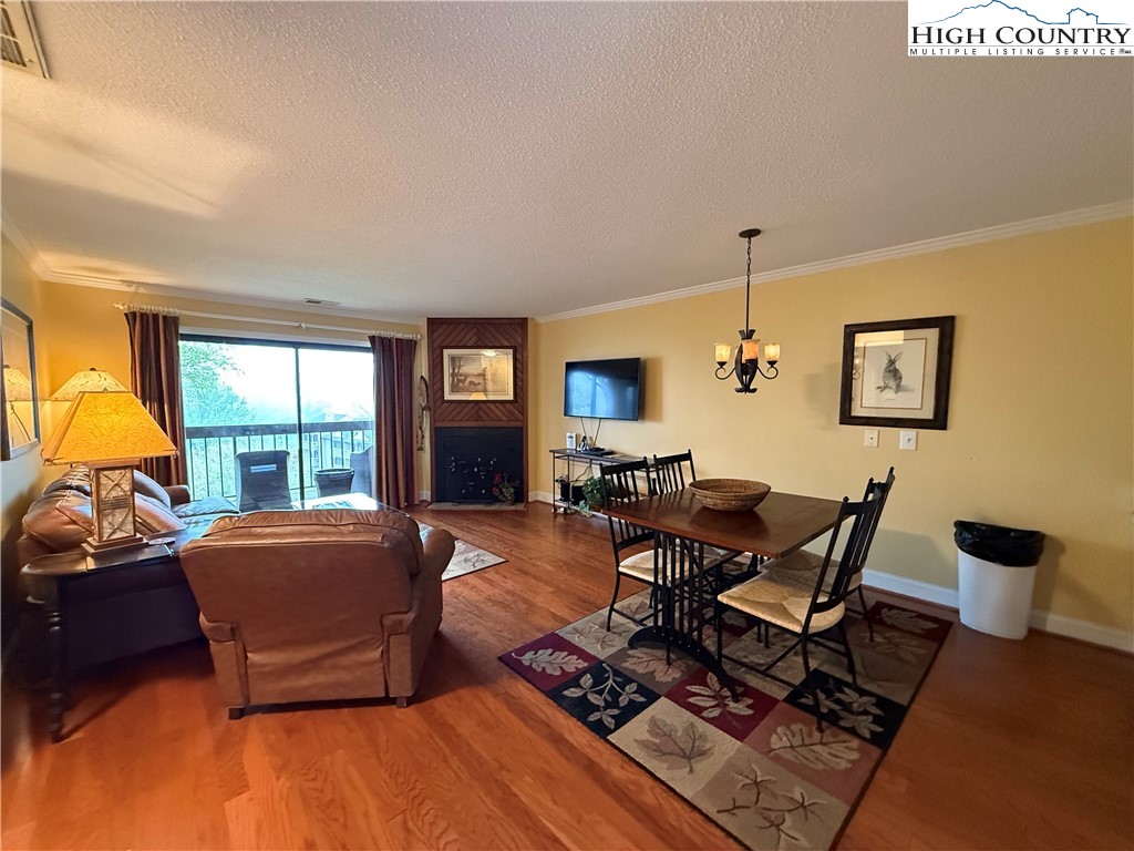 908 Chetola Lake Drive 303 Wren