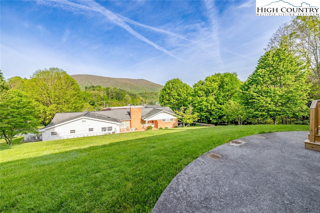 147 Forest Hill Drive