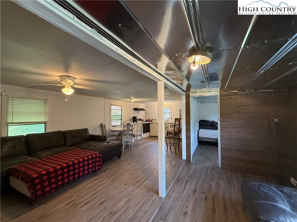 253 Bobby Rash Road